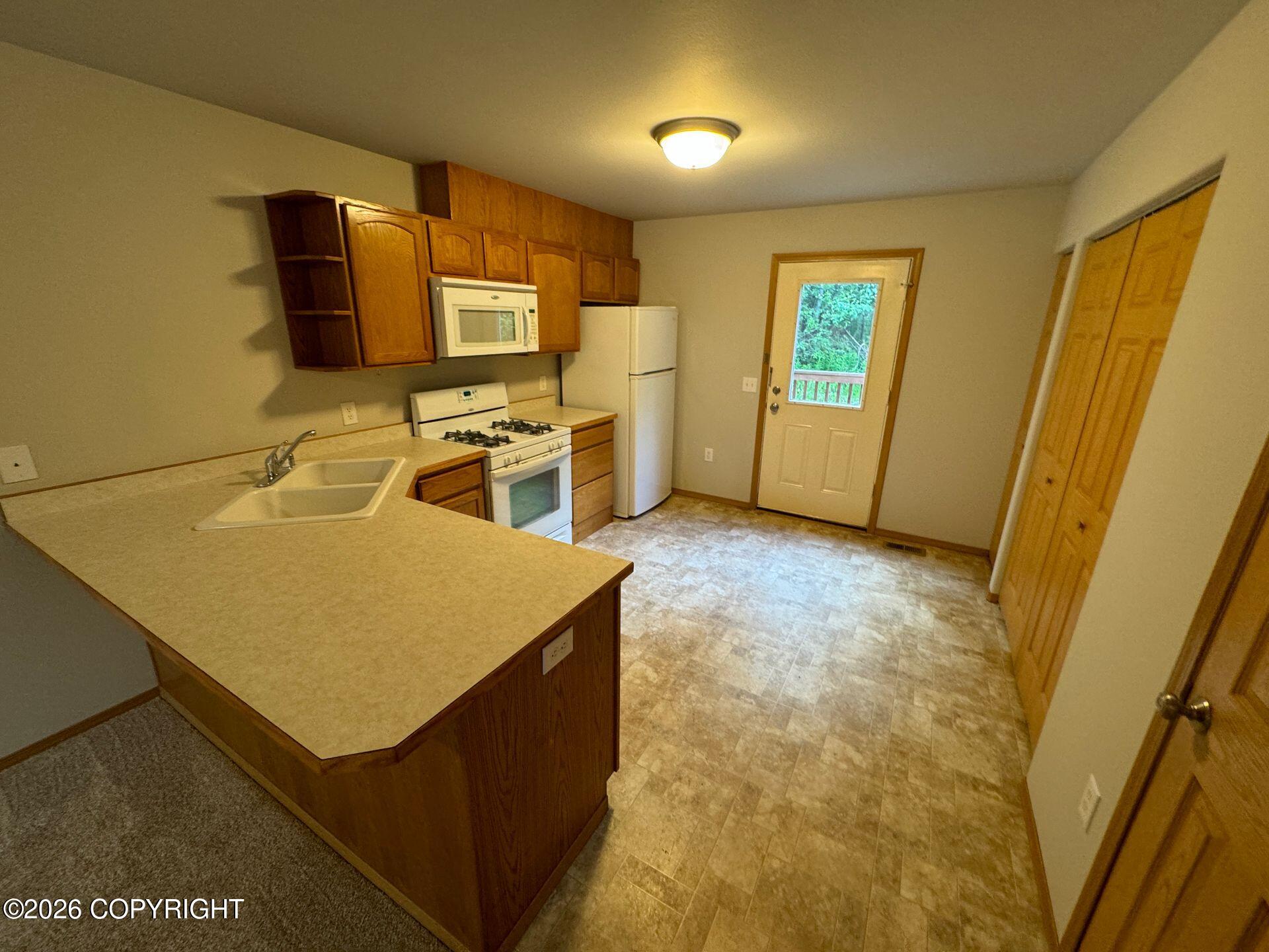 2875 S Donovan Drive #4 Property Photo 5