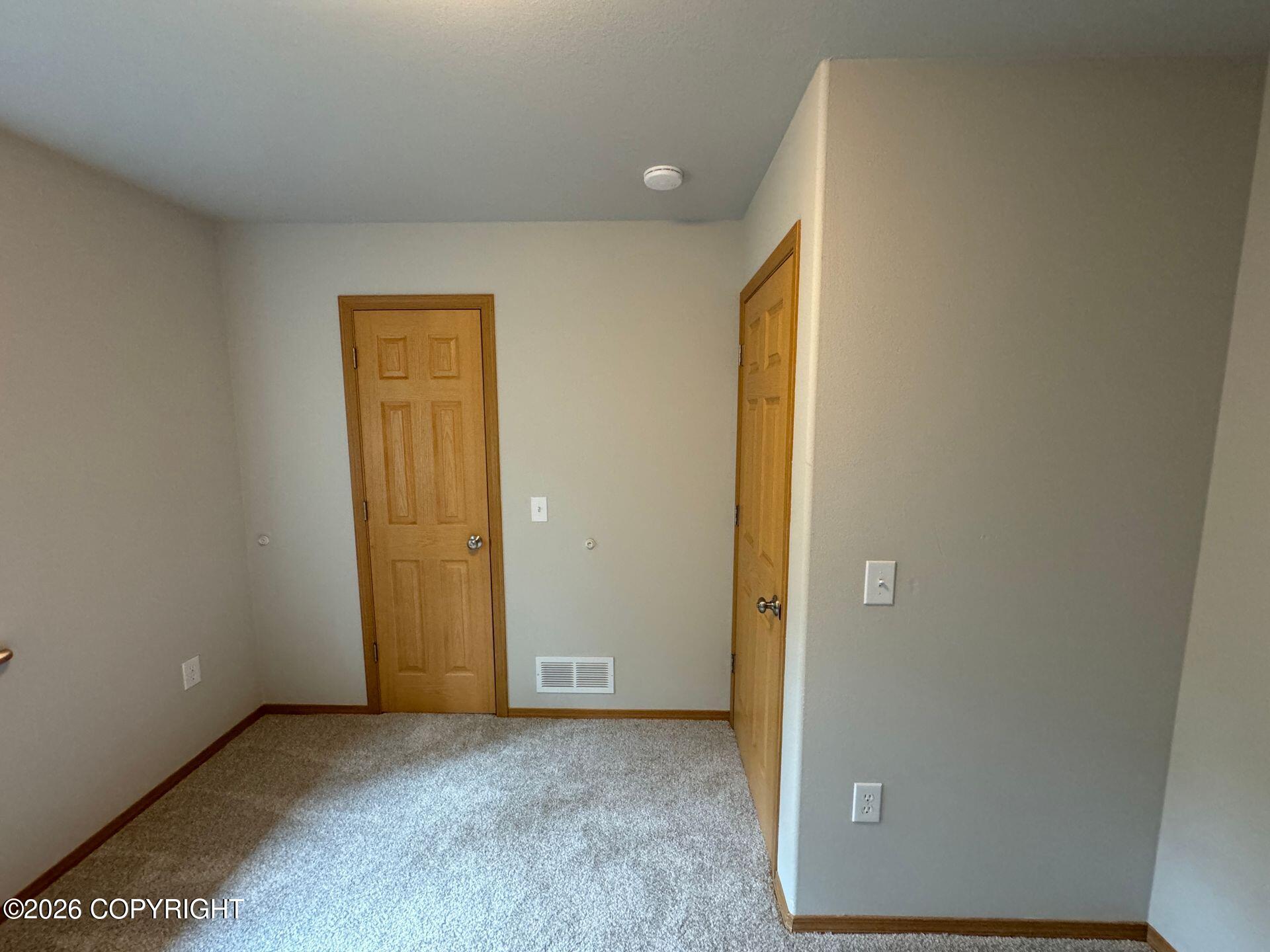 2875 S Donovan Drive #4 Property Photo 18