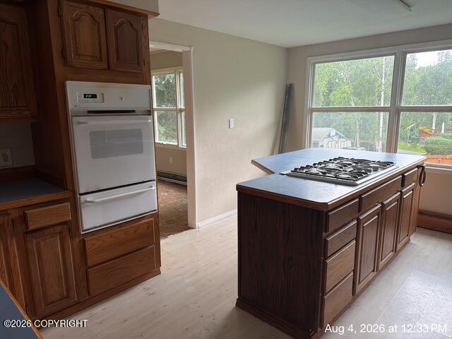 19413 First Street Property Photo 28