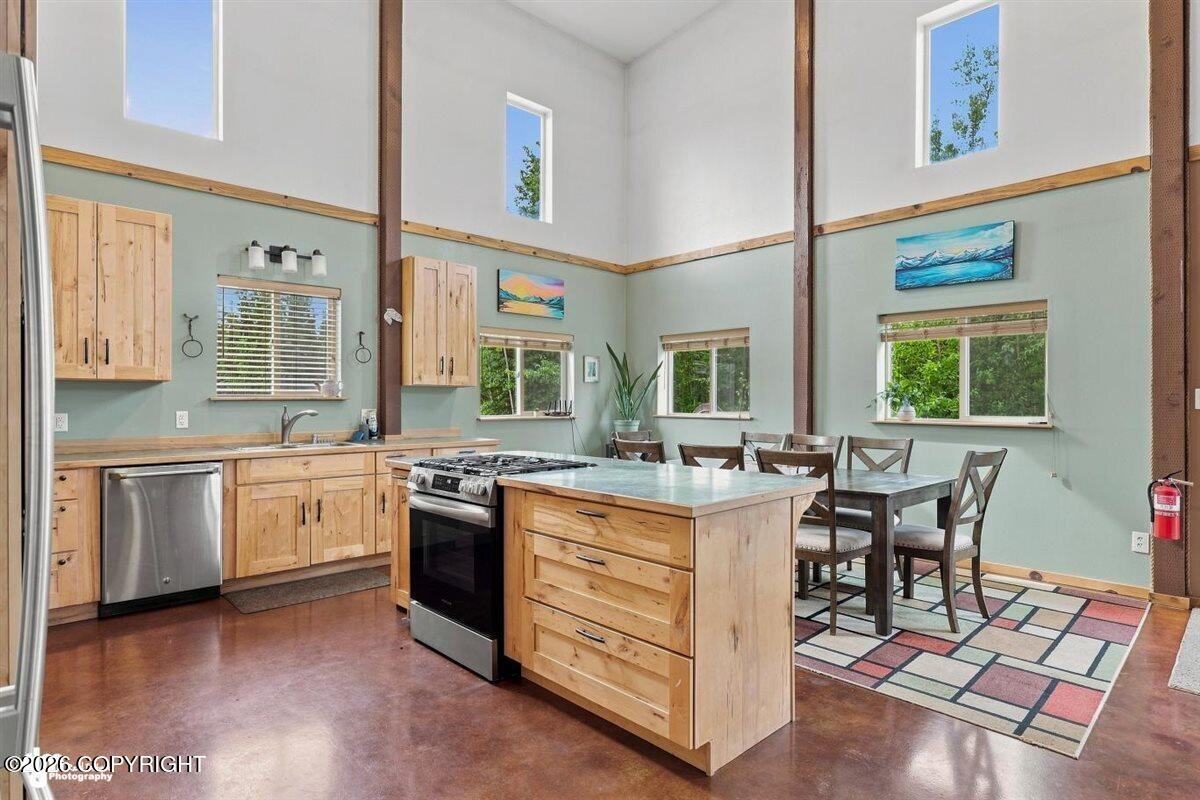 39850 Valley View Road Property Photo 10