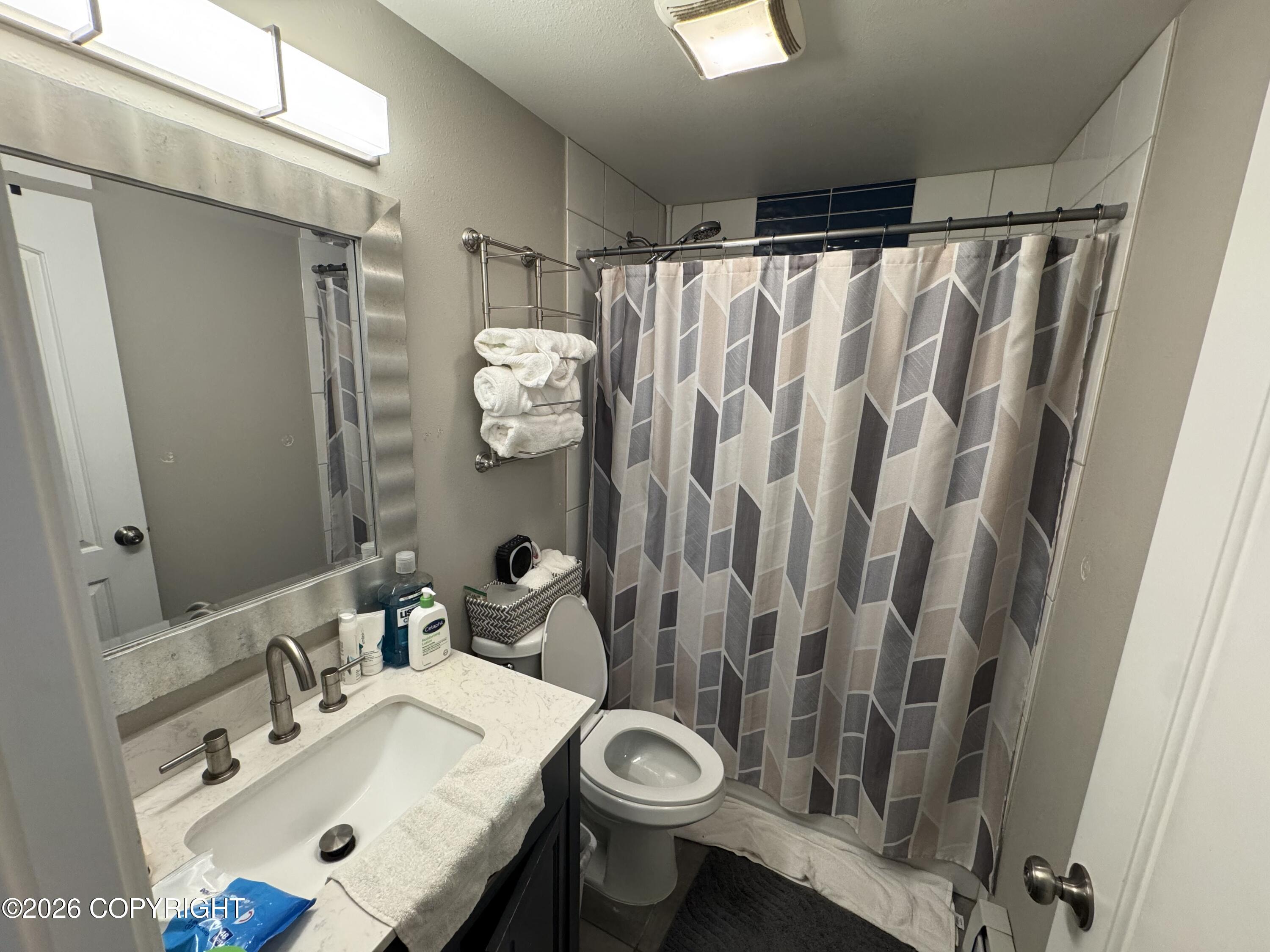 3107 Willow Street Property Photo 6