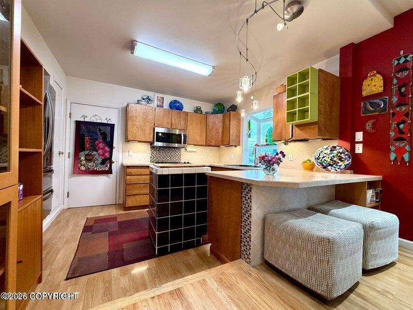 543 W 12th Avenue Property Photo 13