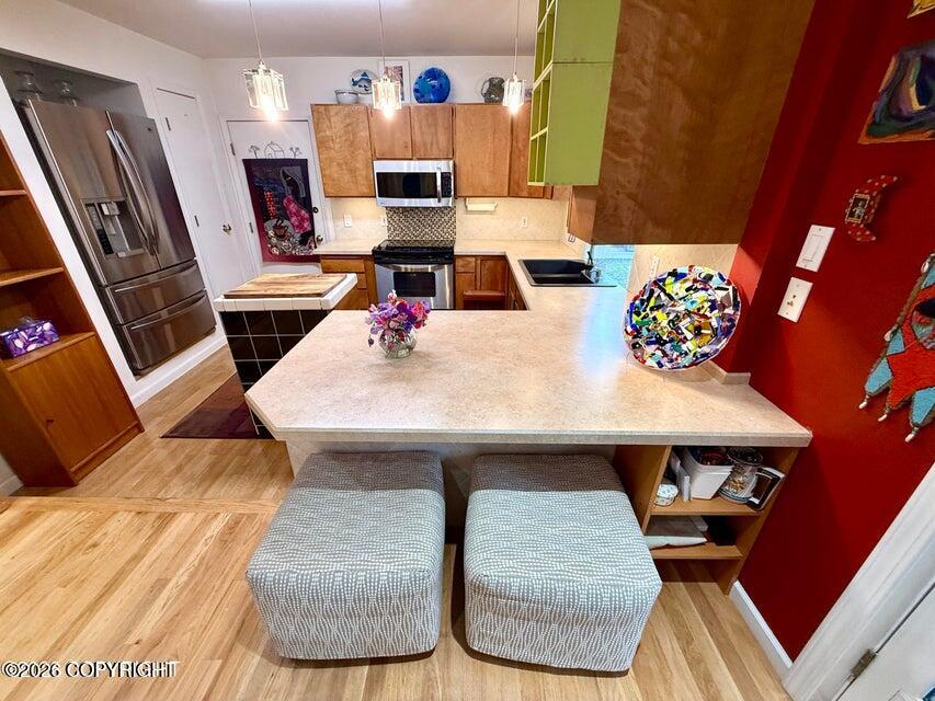 543 W 12th Avenue Property Photo 16