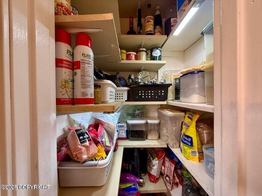 543 W 12th Avenue Property Photo 20