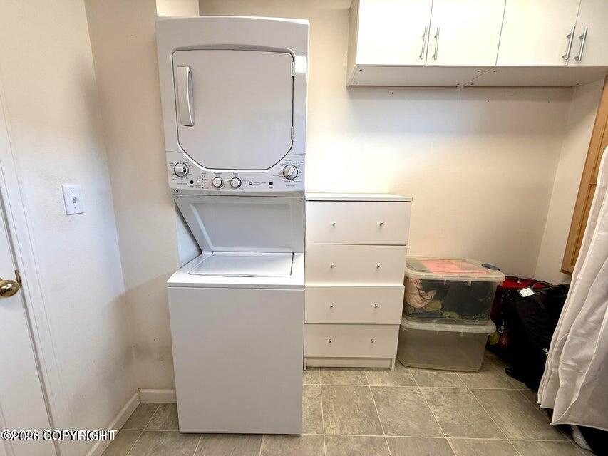 543 W 12th Avenue Property Photo 32