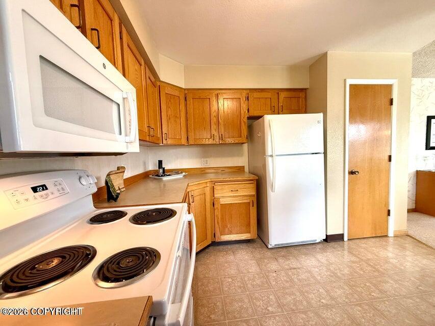 543 W 12th Avenue Property Photo 53