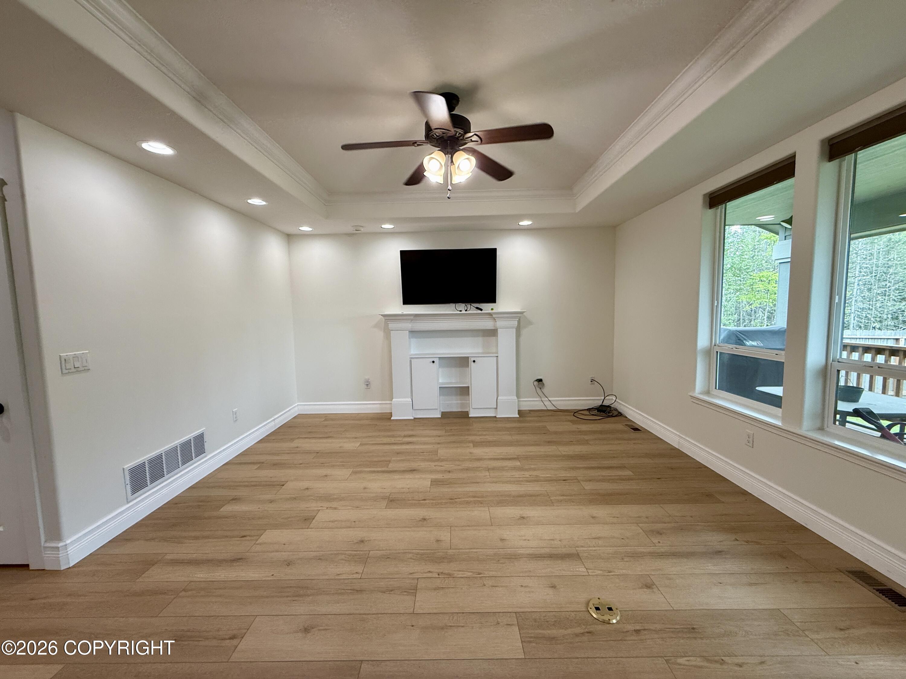 2928 E Odsather Circle #a Property Photo 4