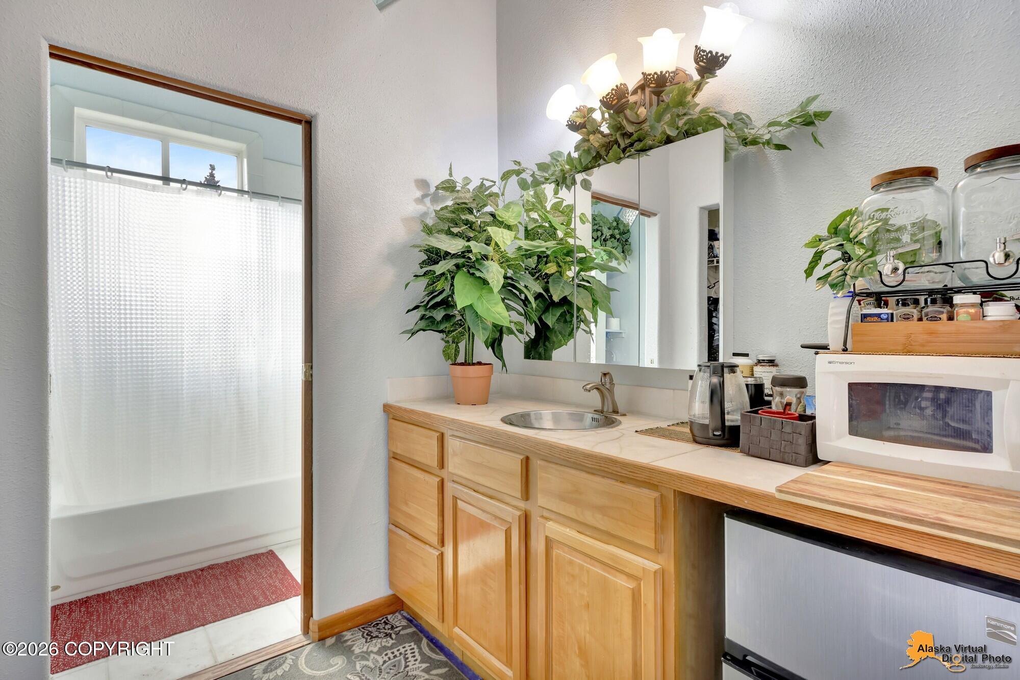 16528 Kings Way Drive Property Photo 40