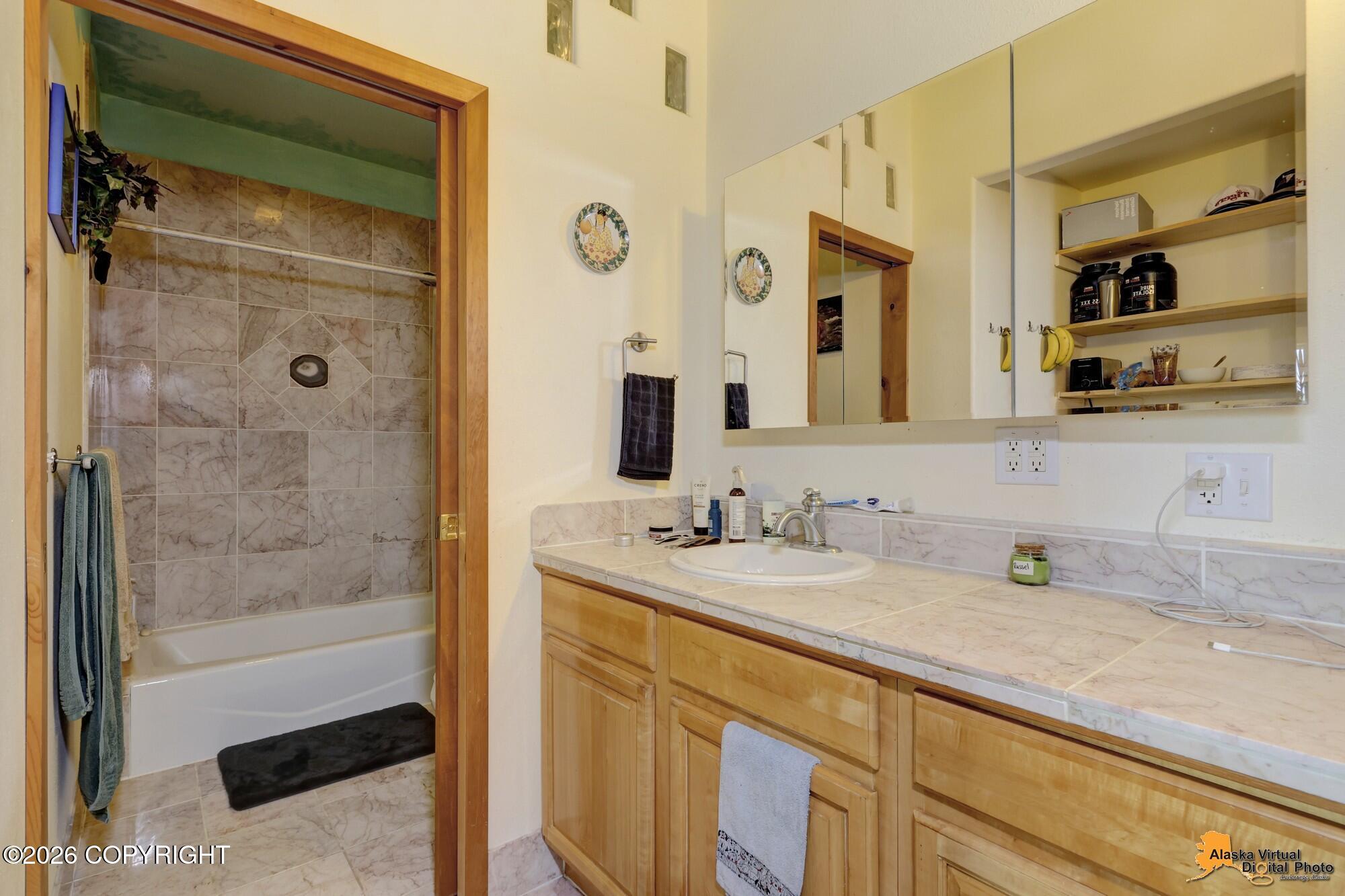 16528 Kings Way Drive Property Photo 96