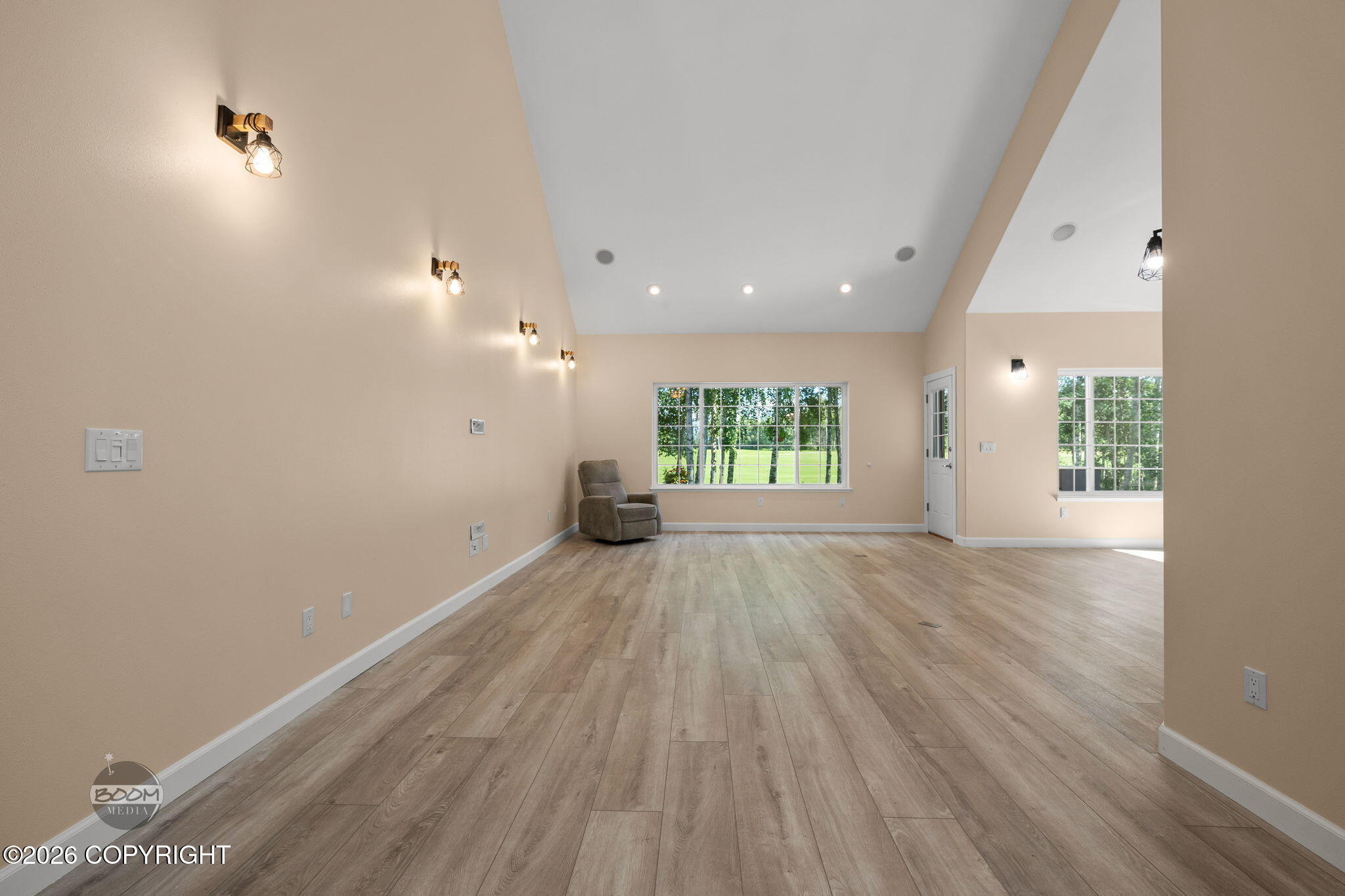 6141 S Roosevelt Drive Property Photo 6