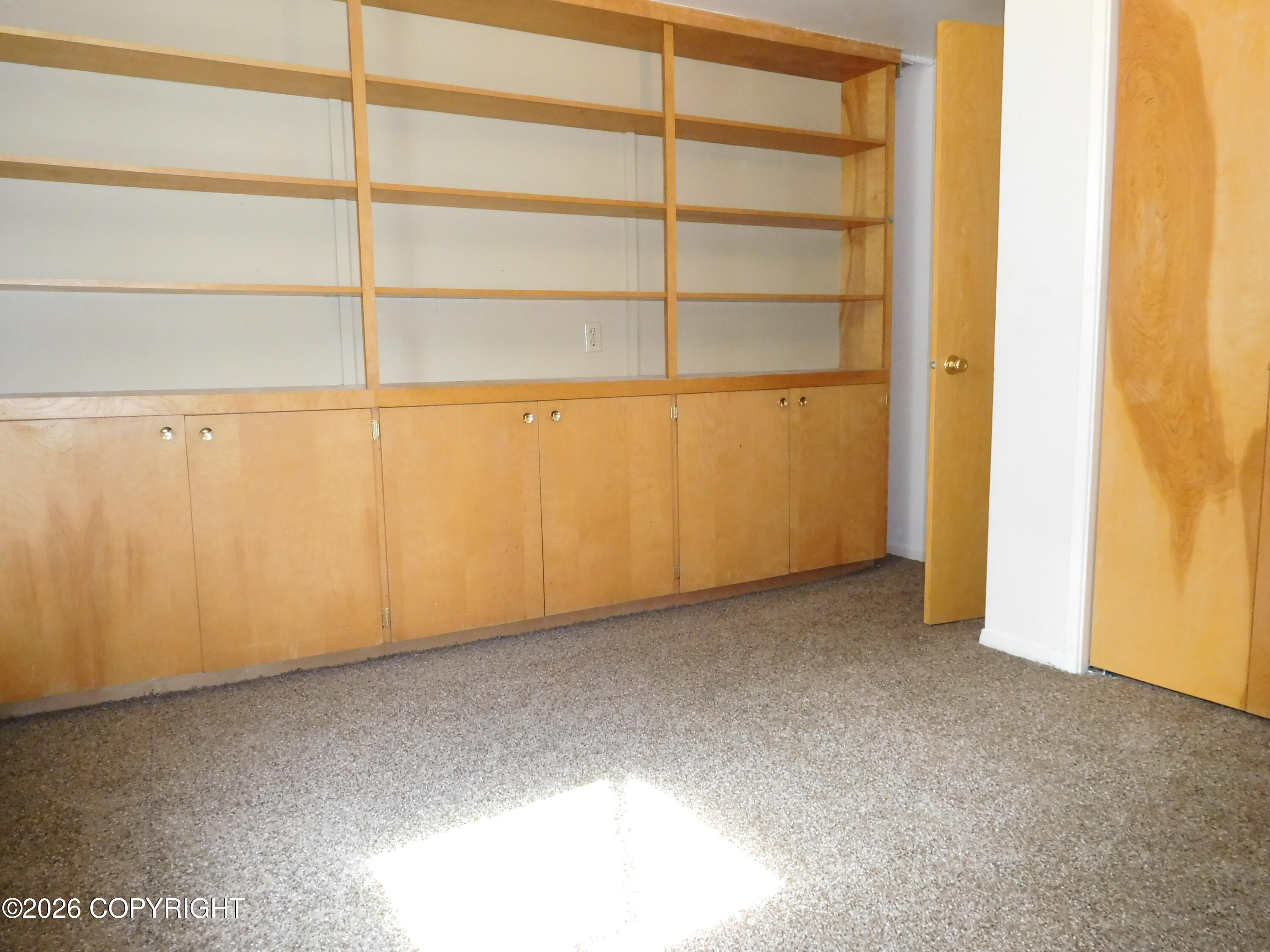 3109 Turnagain Street Property Photo 6