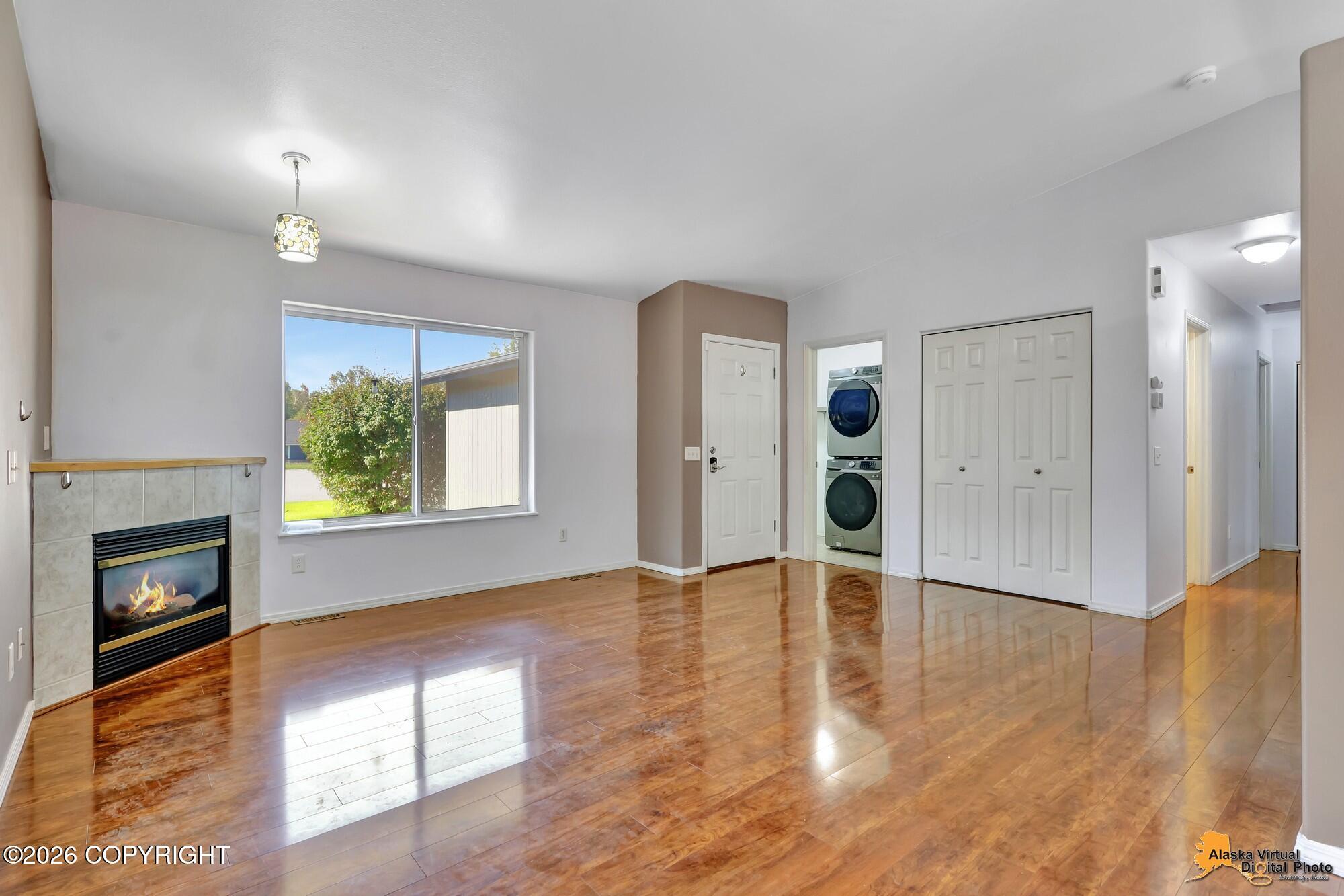 2300 Leopard Circle Property Photo 6