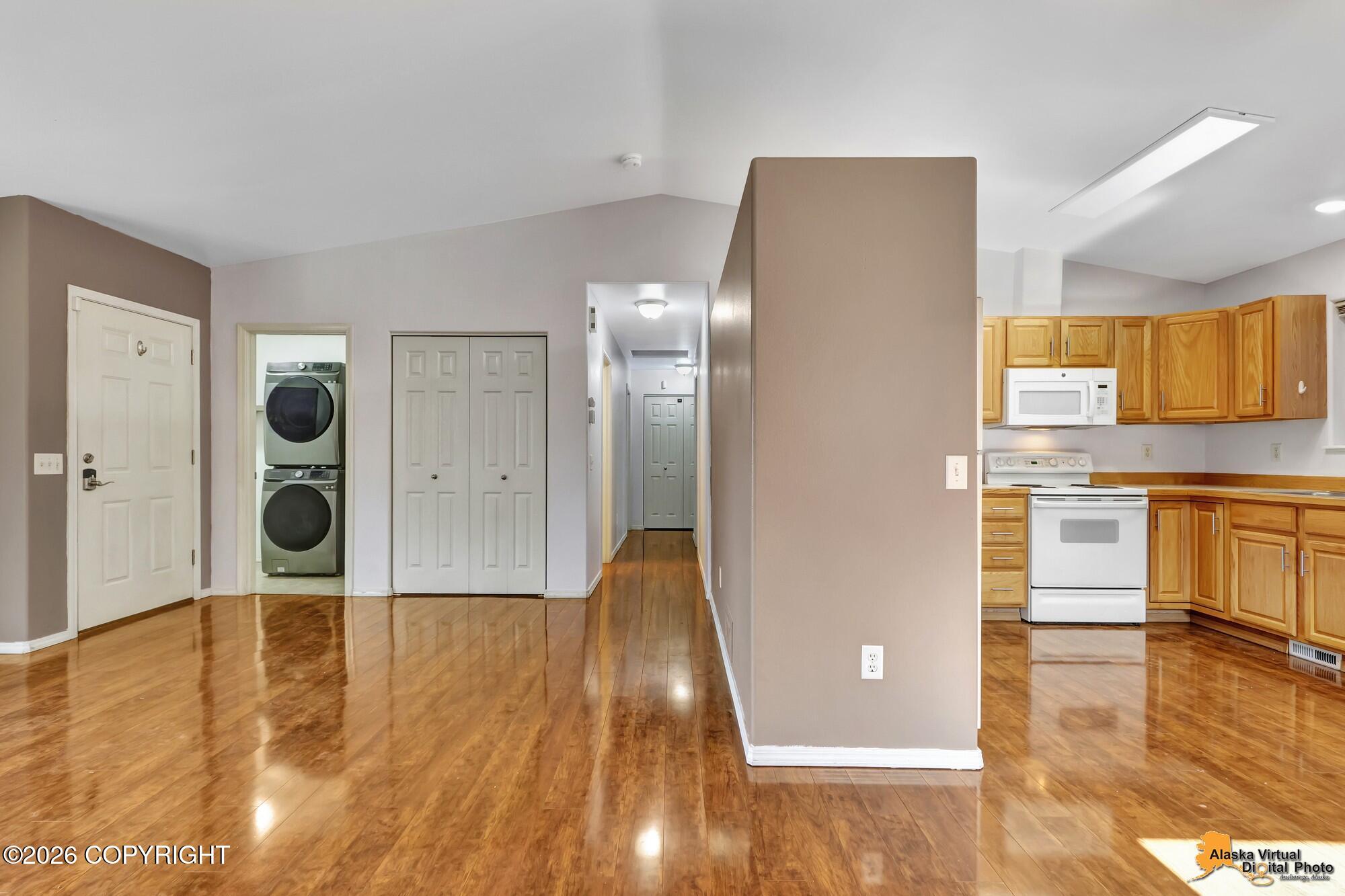 2300 Leopard Circle Property Photo 10