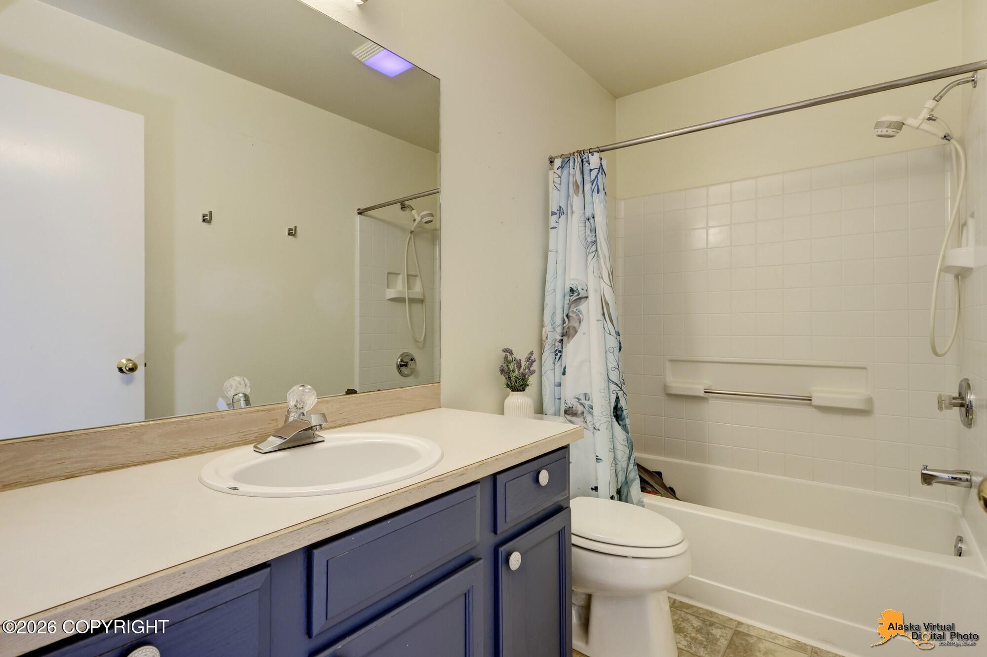 4451 West Lake Circle Property Photo 22