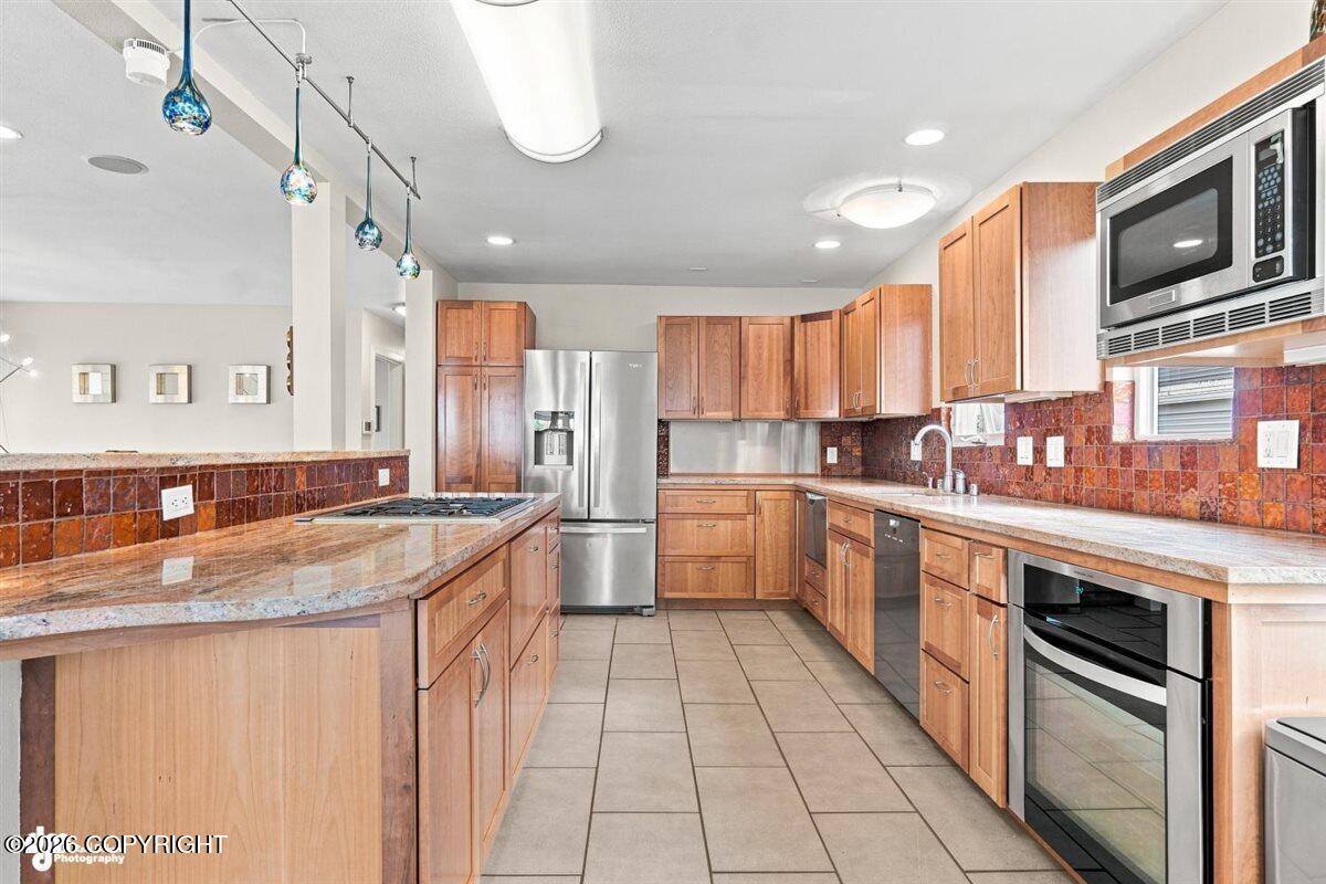 617 N Street Unit C Property Photo 20