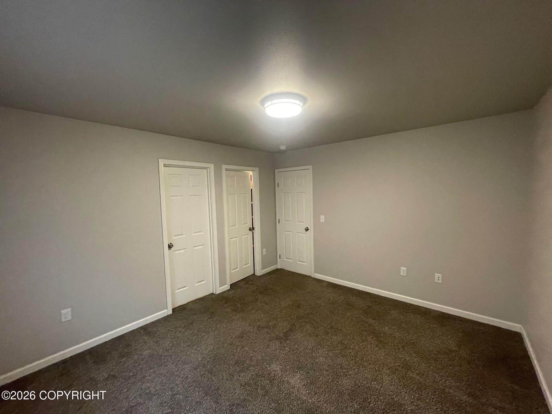 1551 N Tinitun Circle #b Property Photo 6