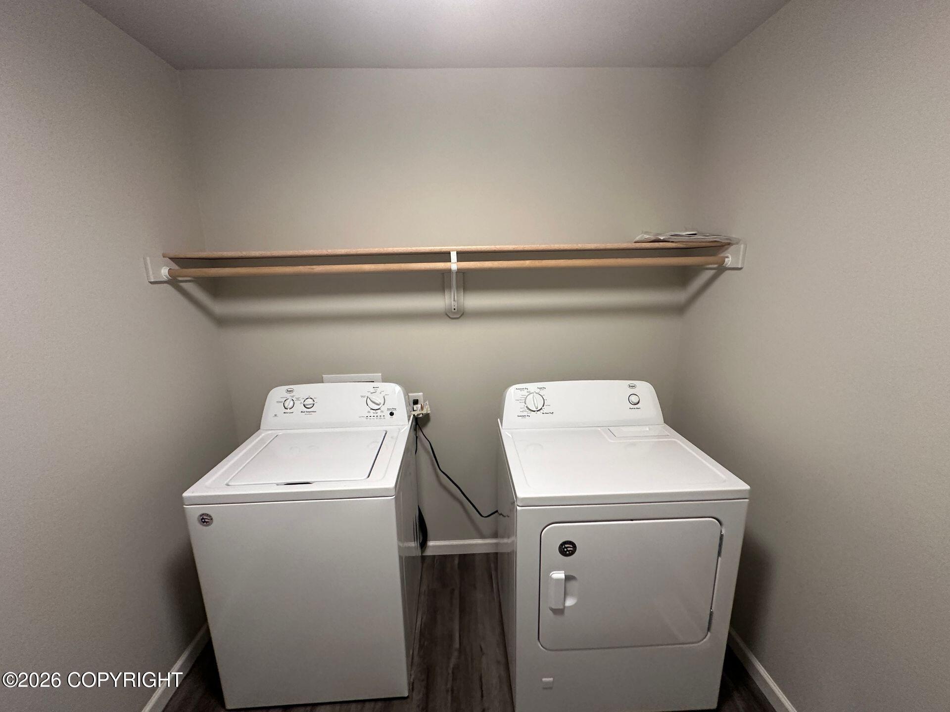 1551 N Tinitun Circle #b Property Photo 15