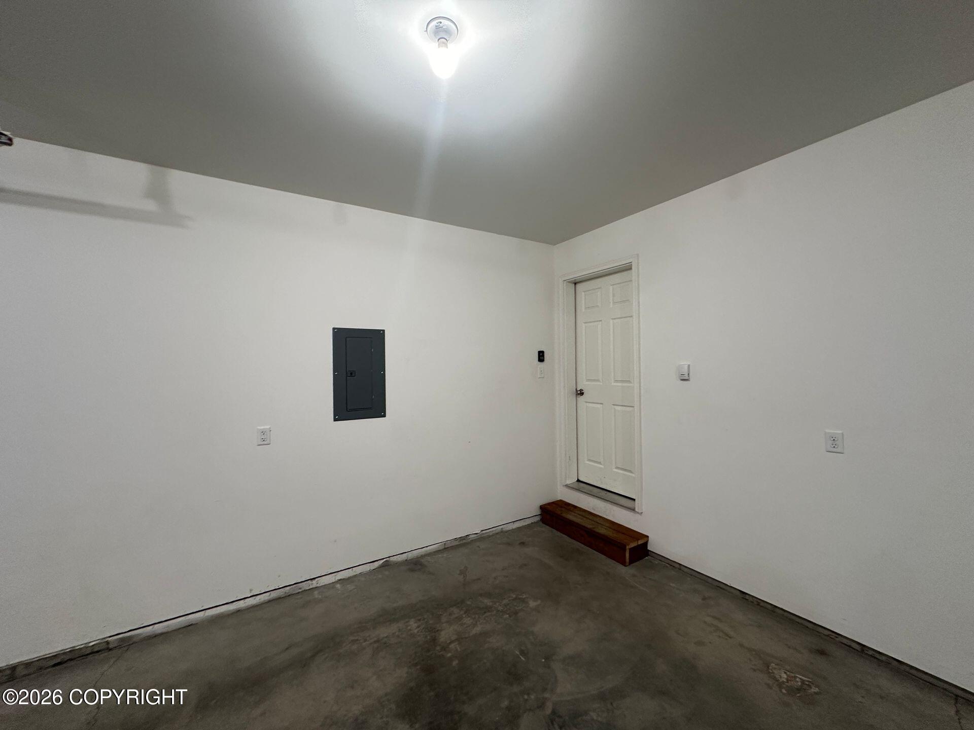1551 N Tinitun Circle #b Property Photo 17