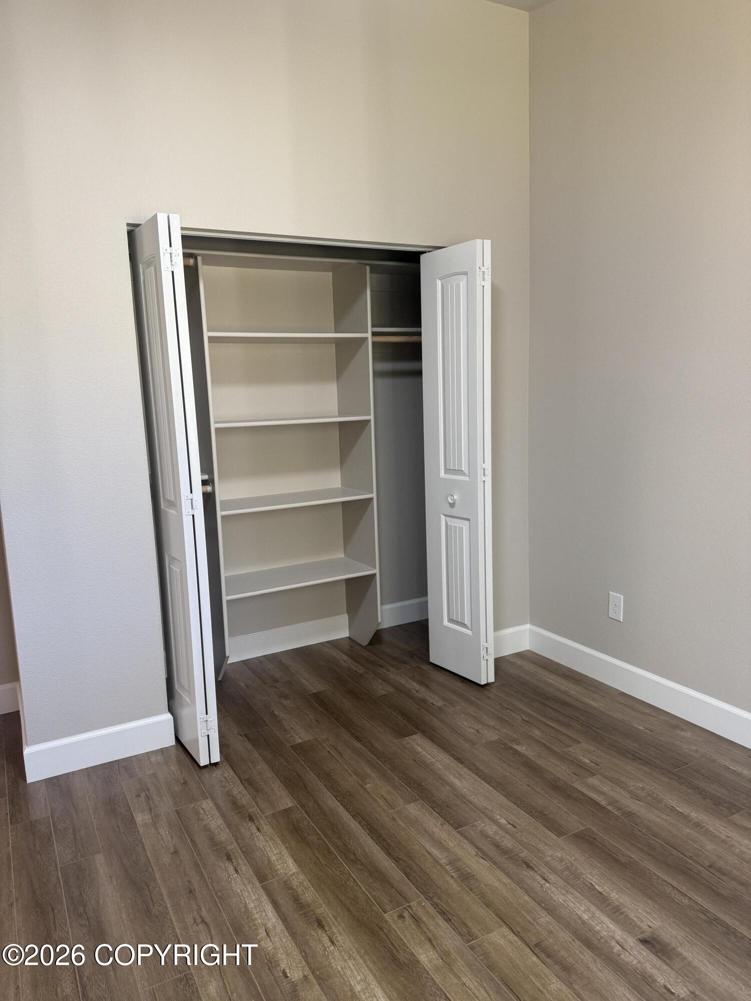 5930 W Shady Grove Lane #2 Property Photo 2