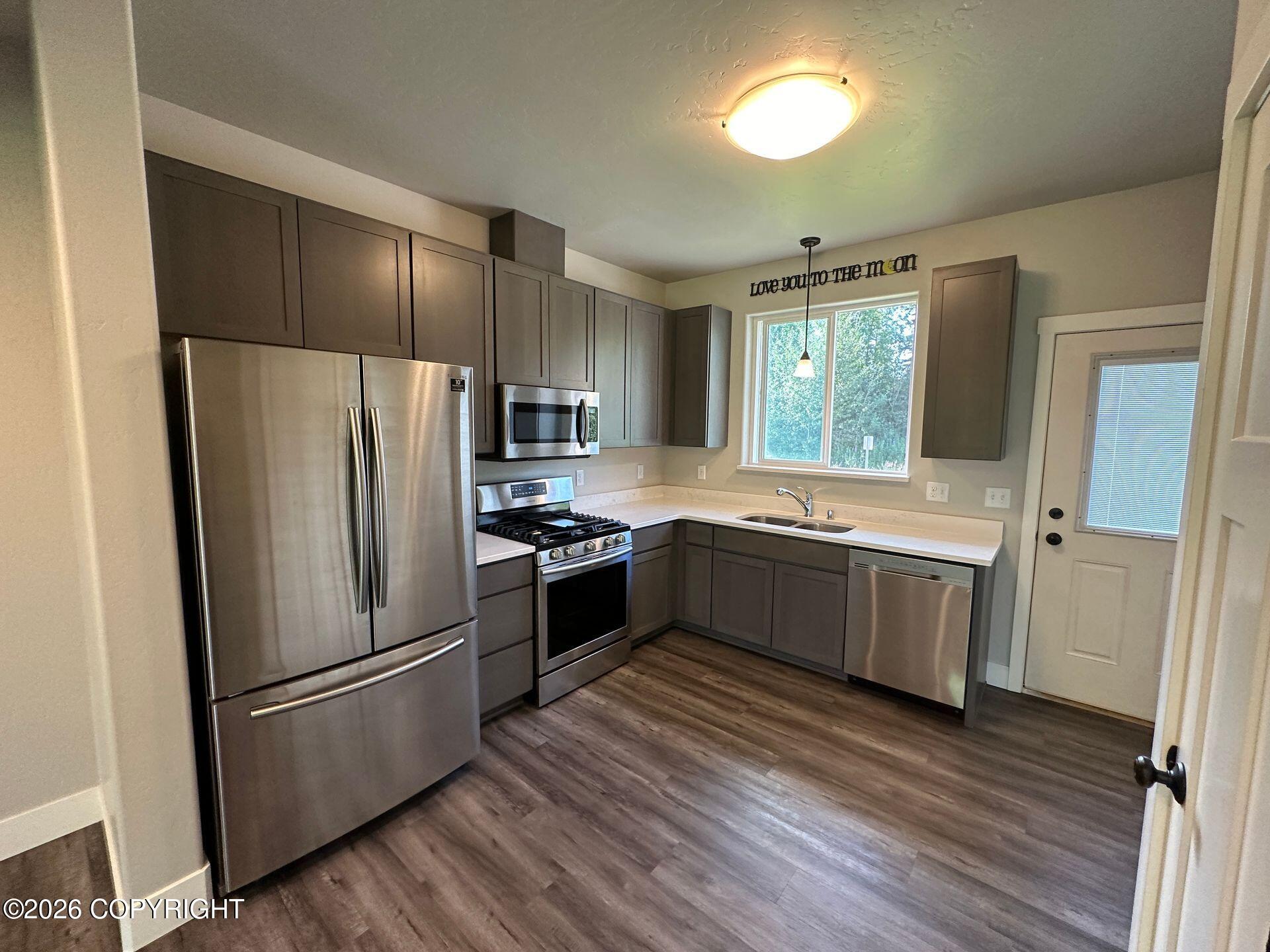 1167 E Westpoint Drive #3 Property Photo 2
