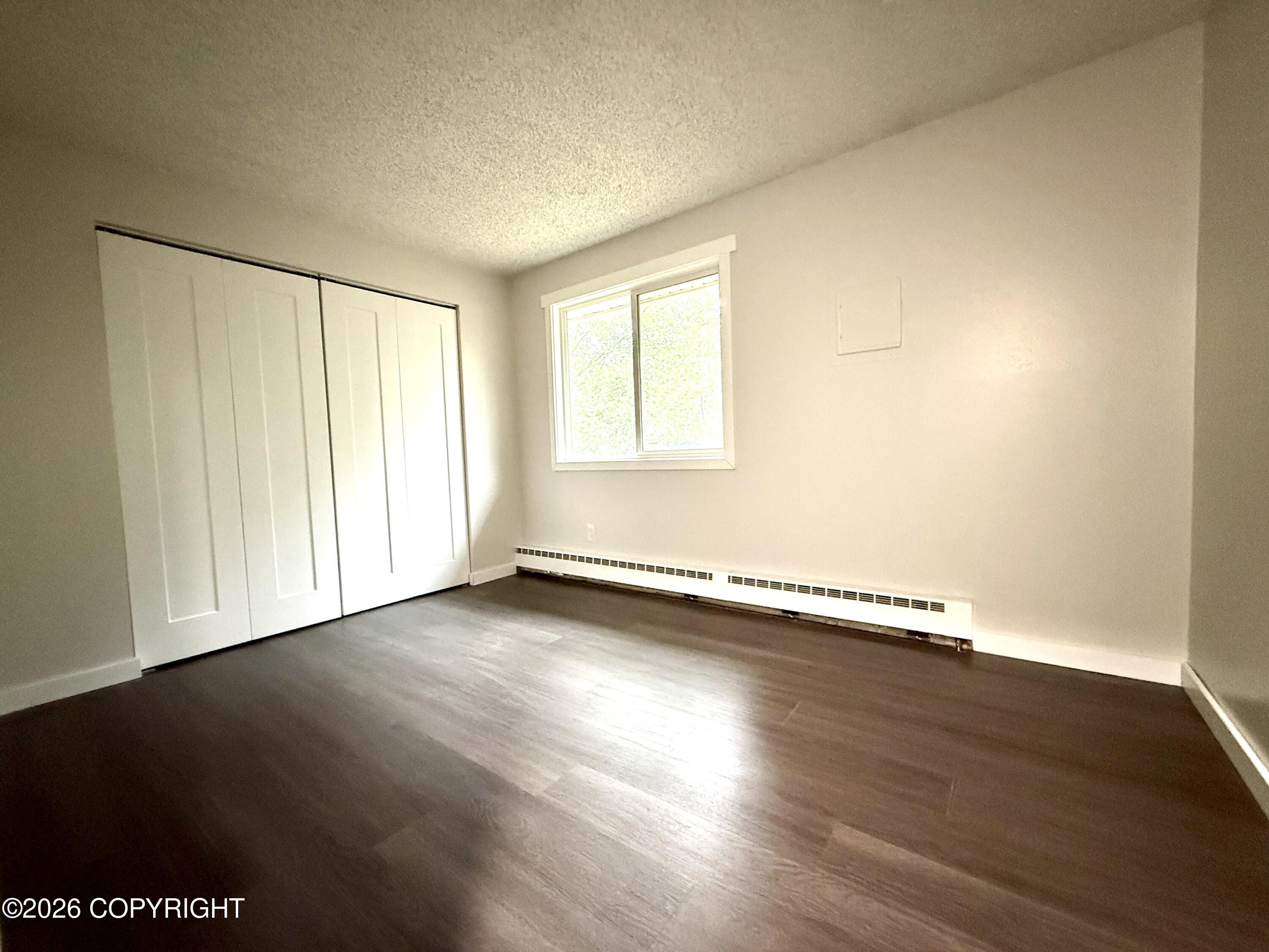 4625 Taft Street Property Photo 11