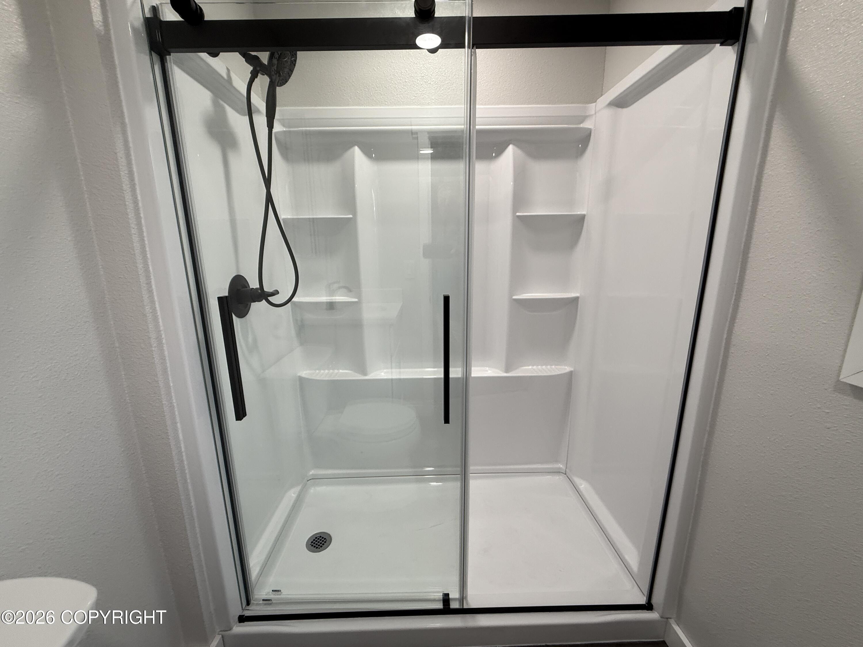 4625 Taft Street Property Photo 14