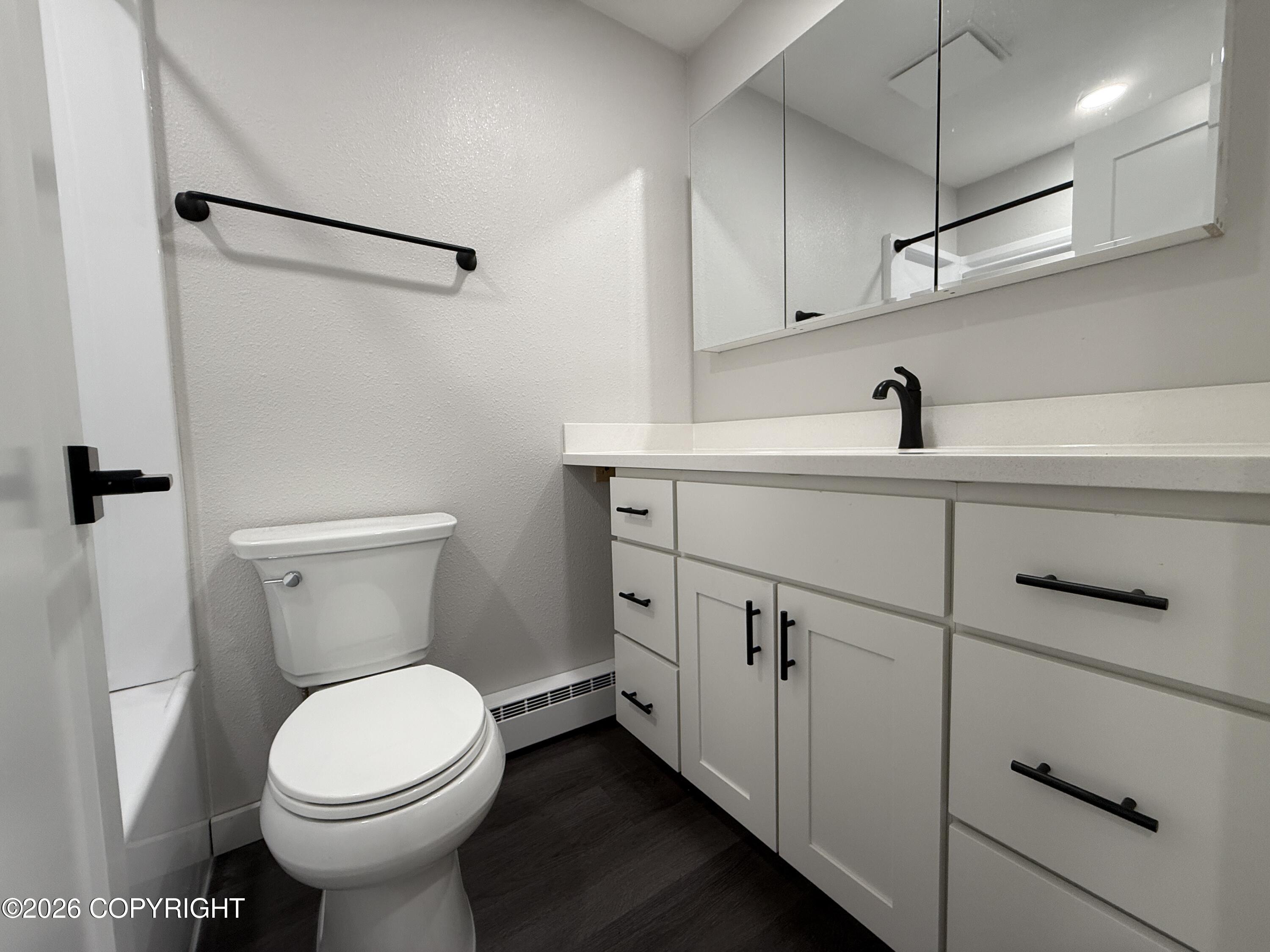 4625 Taft Street Property Photo 17