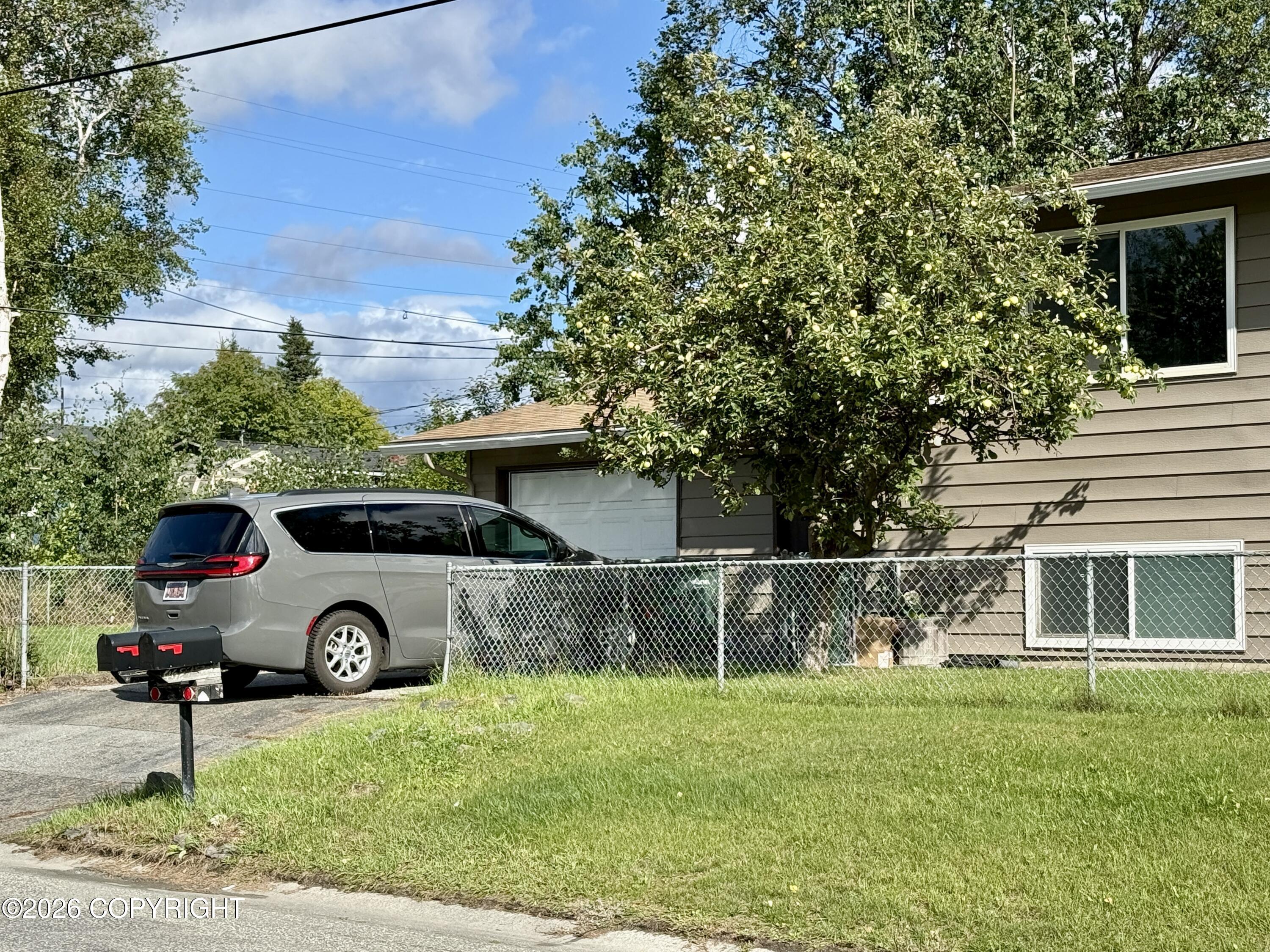 4625 Taft Street Property Photo 40