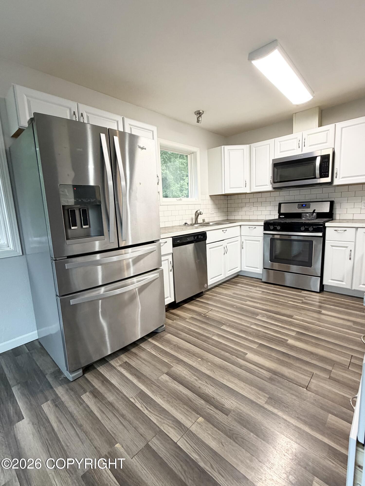 3410 W Finch Road Property Photo 4
