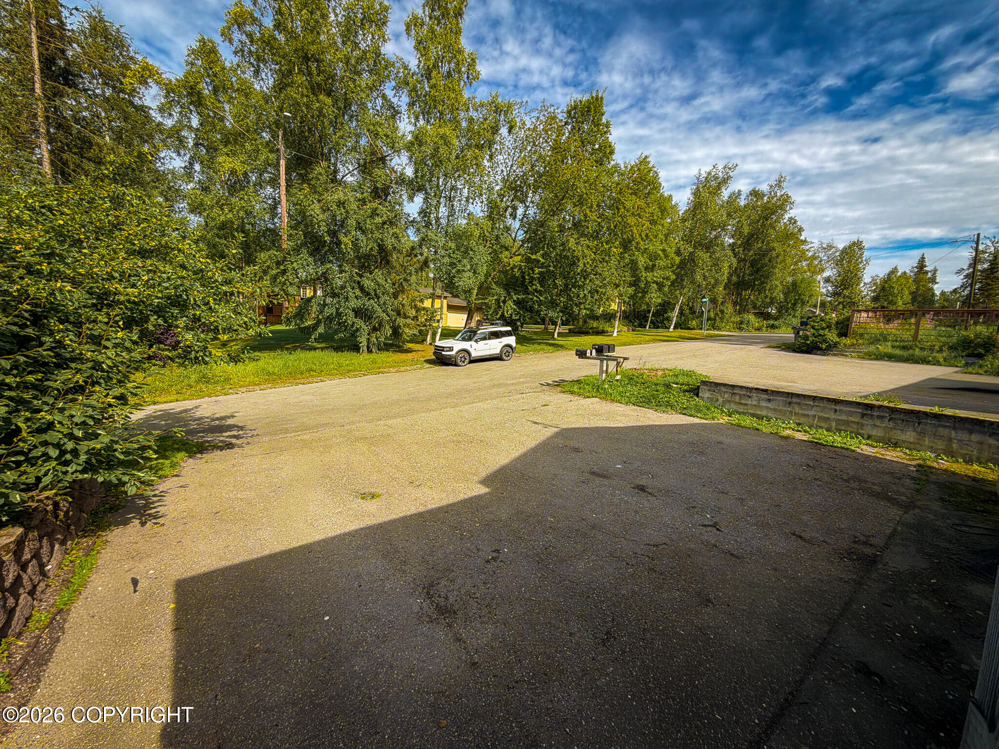 2506 W 34th Avenue Property Photo 8