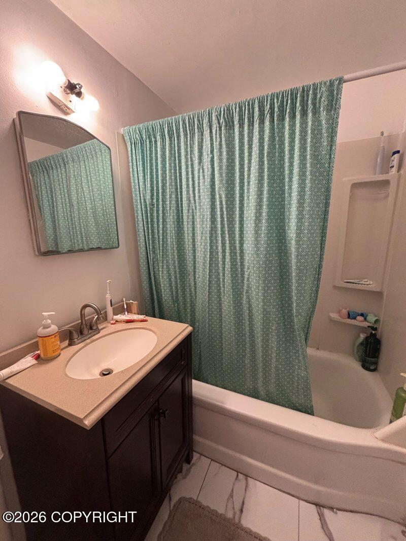 180 Billings Street Property Photo 42
