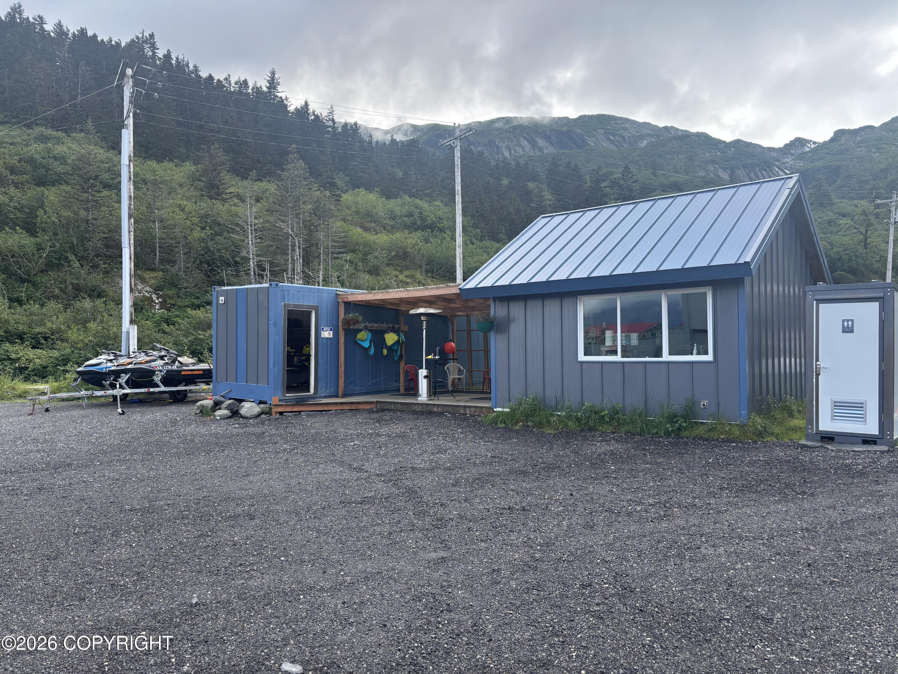 180 Billings Street Property Photo 2