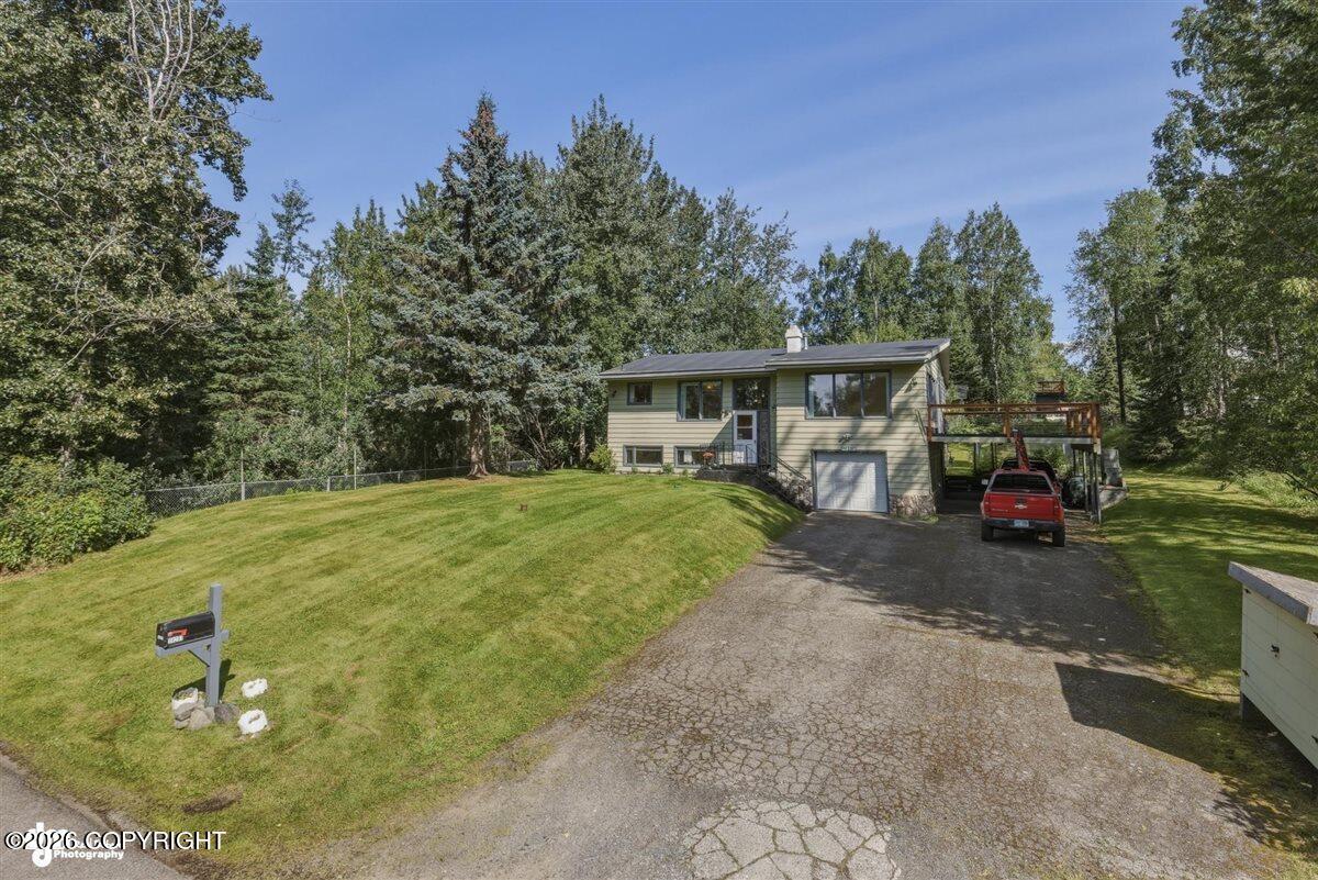 14231 Sunview Drive Property Photo 2