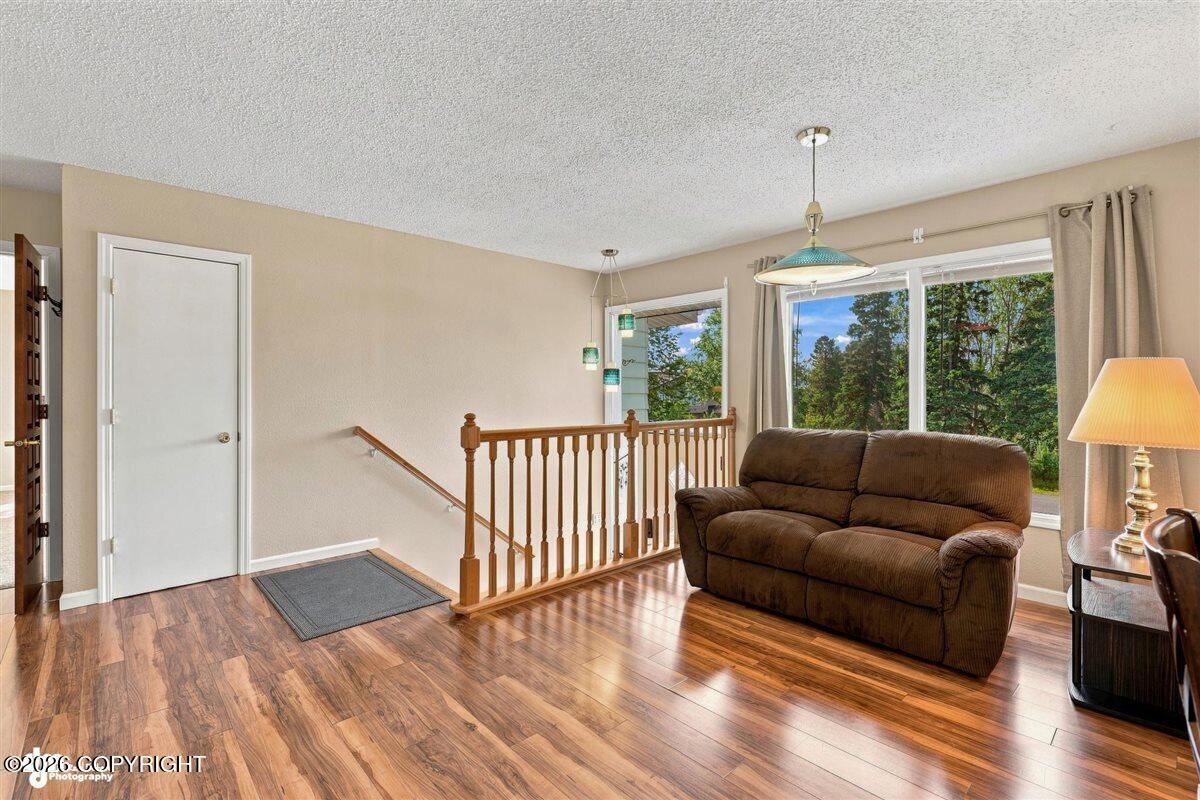 14231 Sunview Drive Property Photo 7