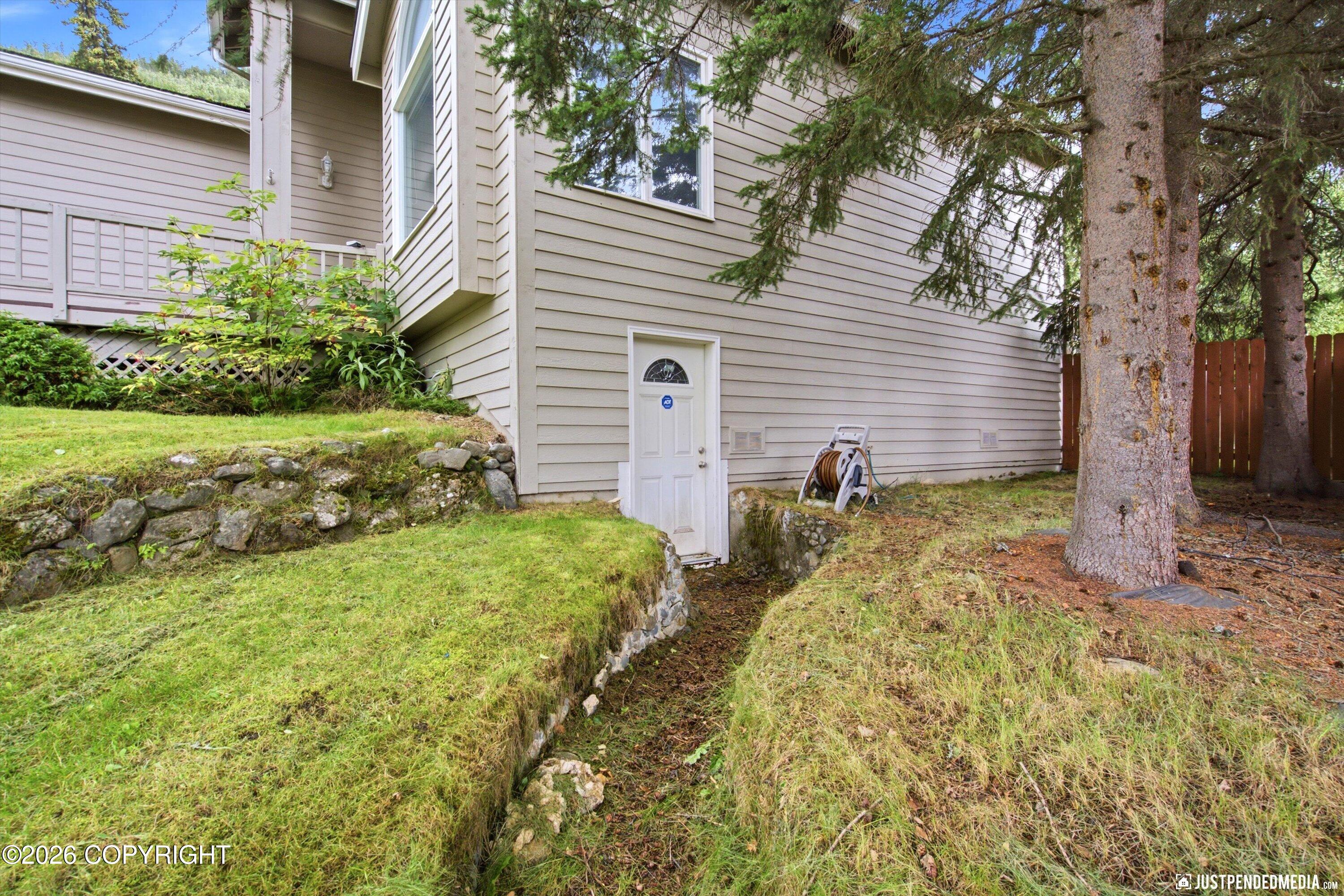 20242 Constitution Drive Property Photo 56