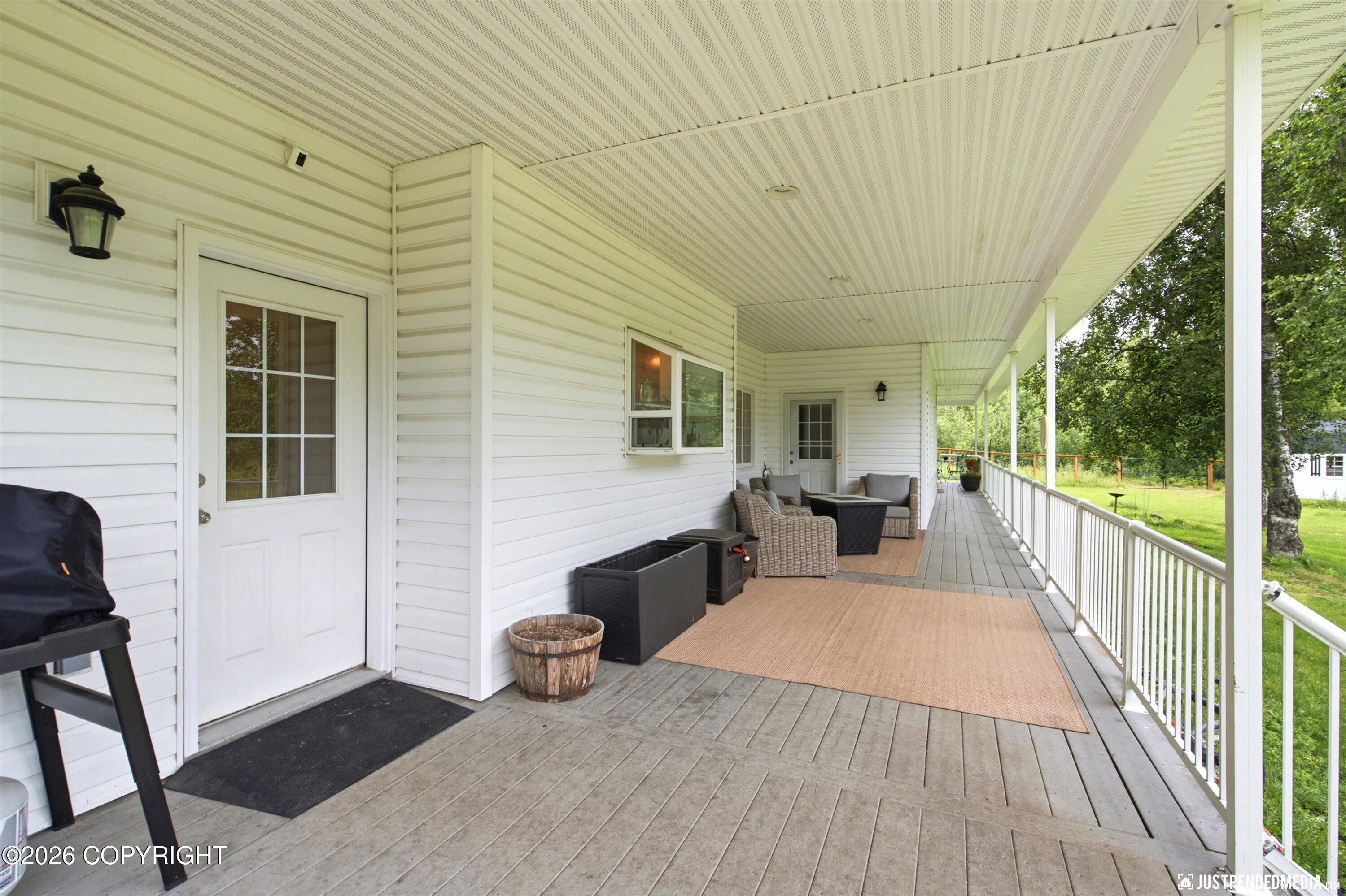 1711 E Colt Circle Property Photo 78