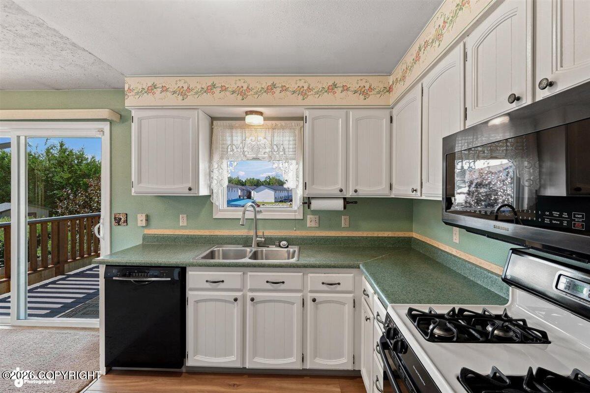 1750 Karluk Street Property Photo 21