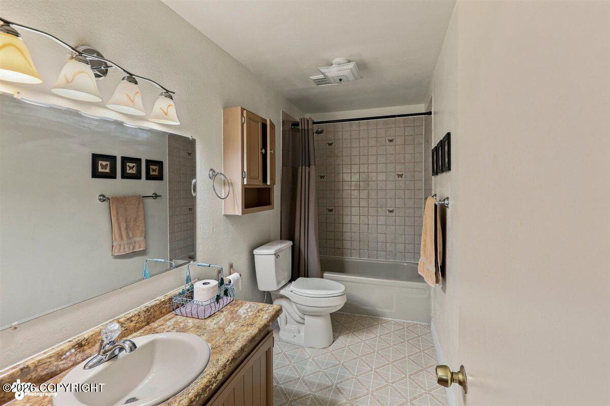 1750 Karluk Street Property Photo 37