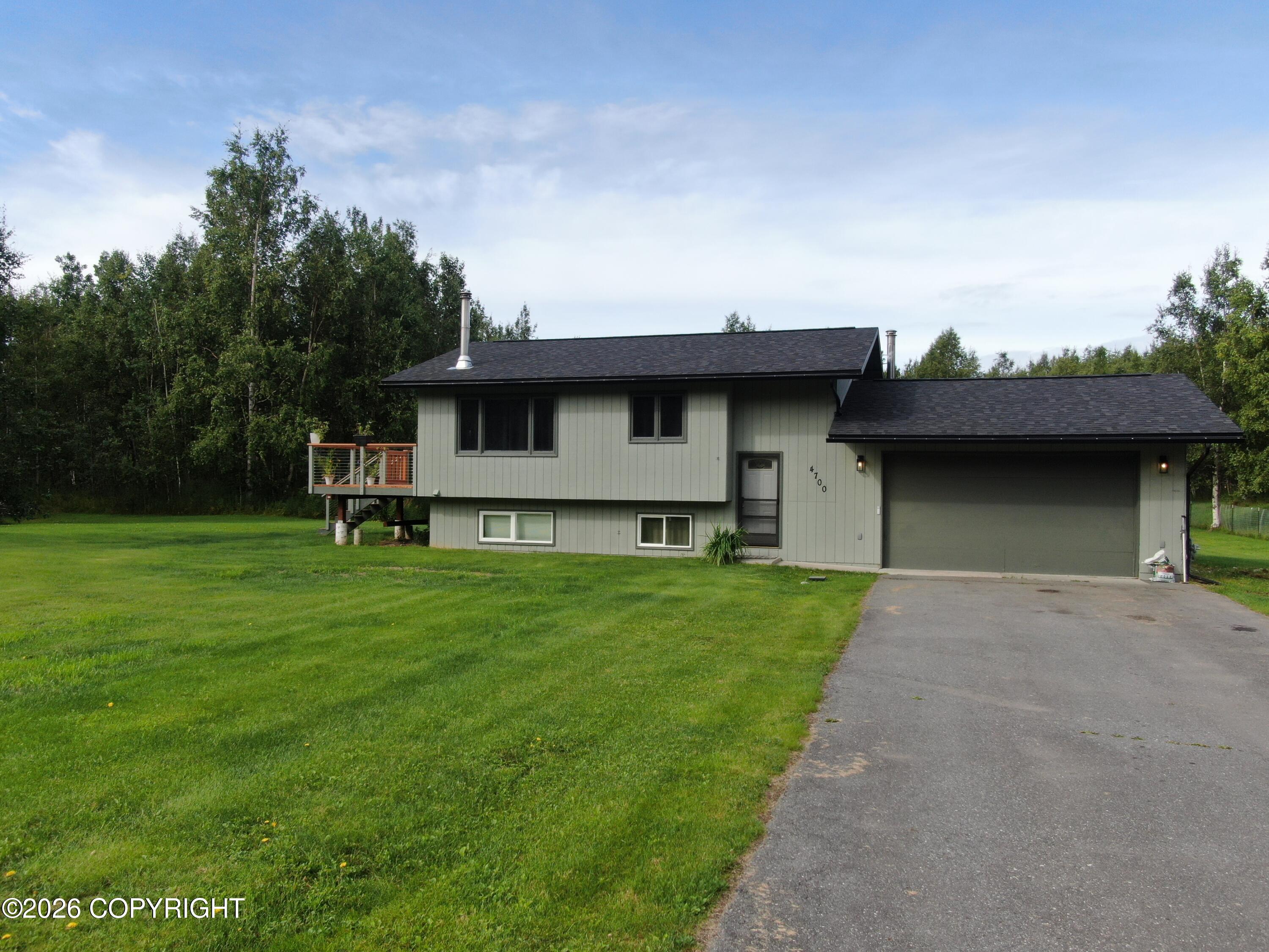 4700 S Canter Circle Property Photo 1