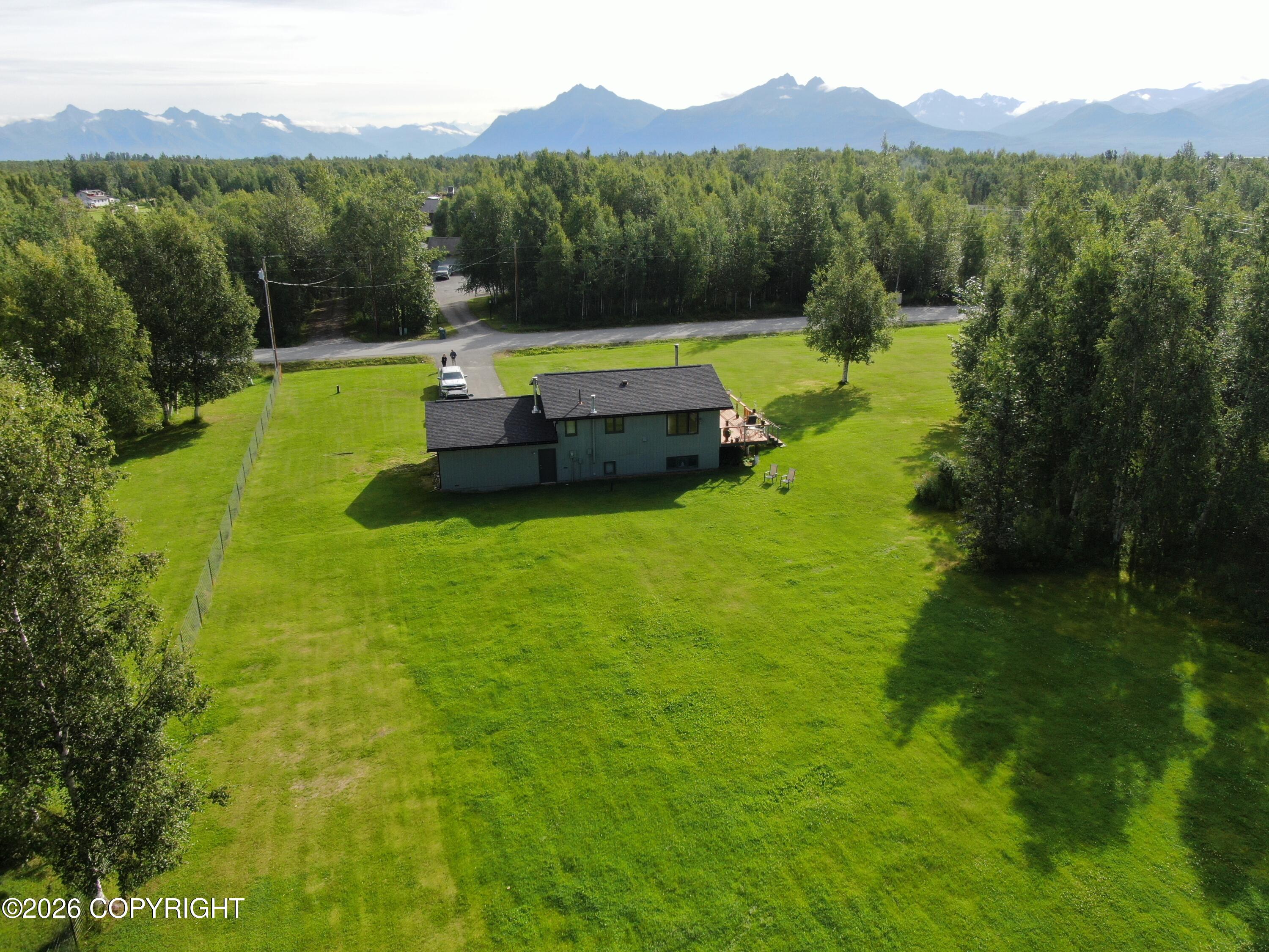 4700 S Canter Circle Property Photo 2