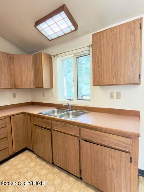 2225 Beaver Lake Drive Property Photo 33