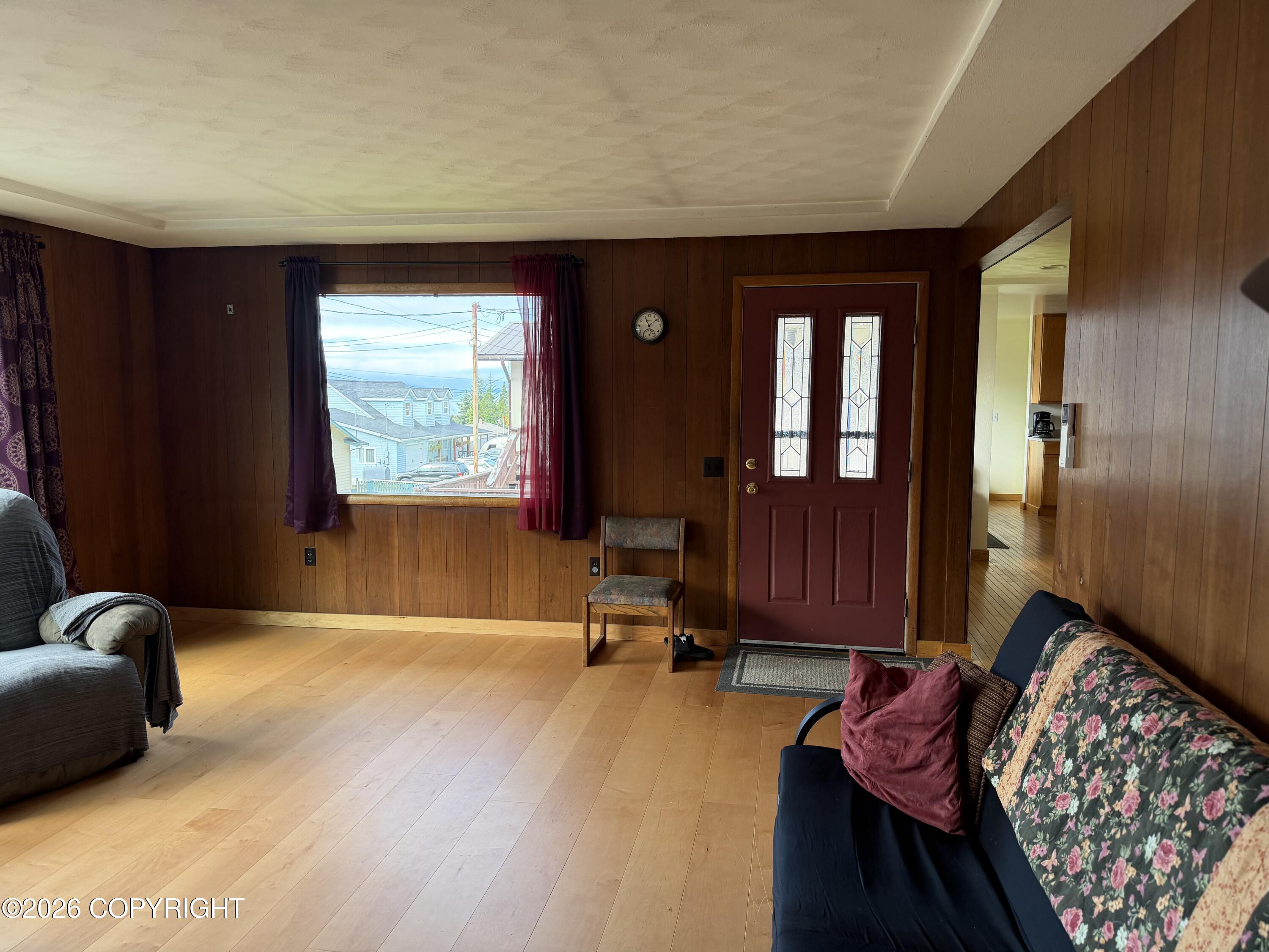 320 1st Avenue Property Photo 4