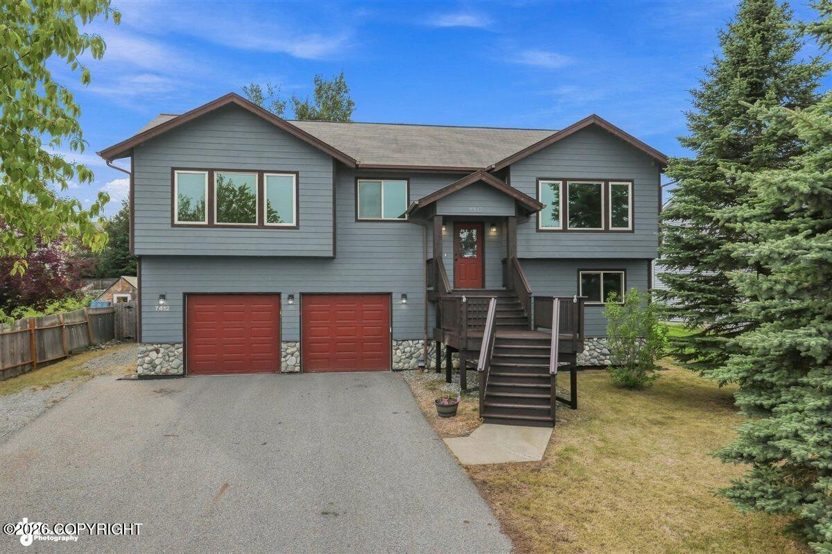 7412 Tyre Drive Property Photo 1