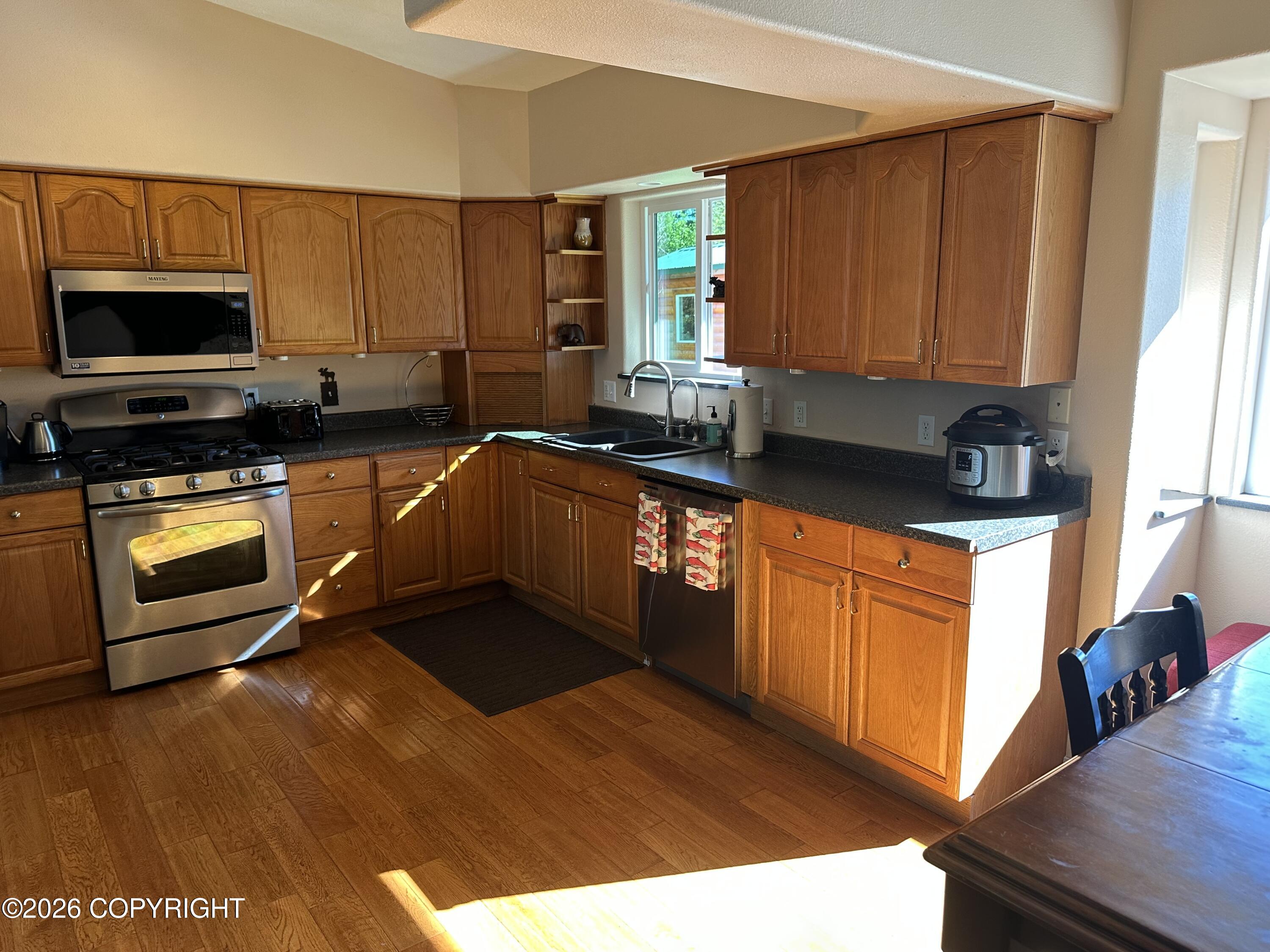 37145 Steelhead Circle Property Photo 2