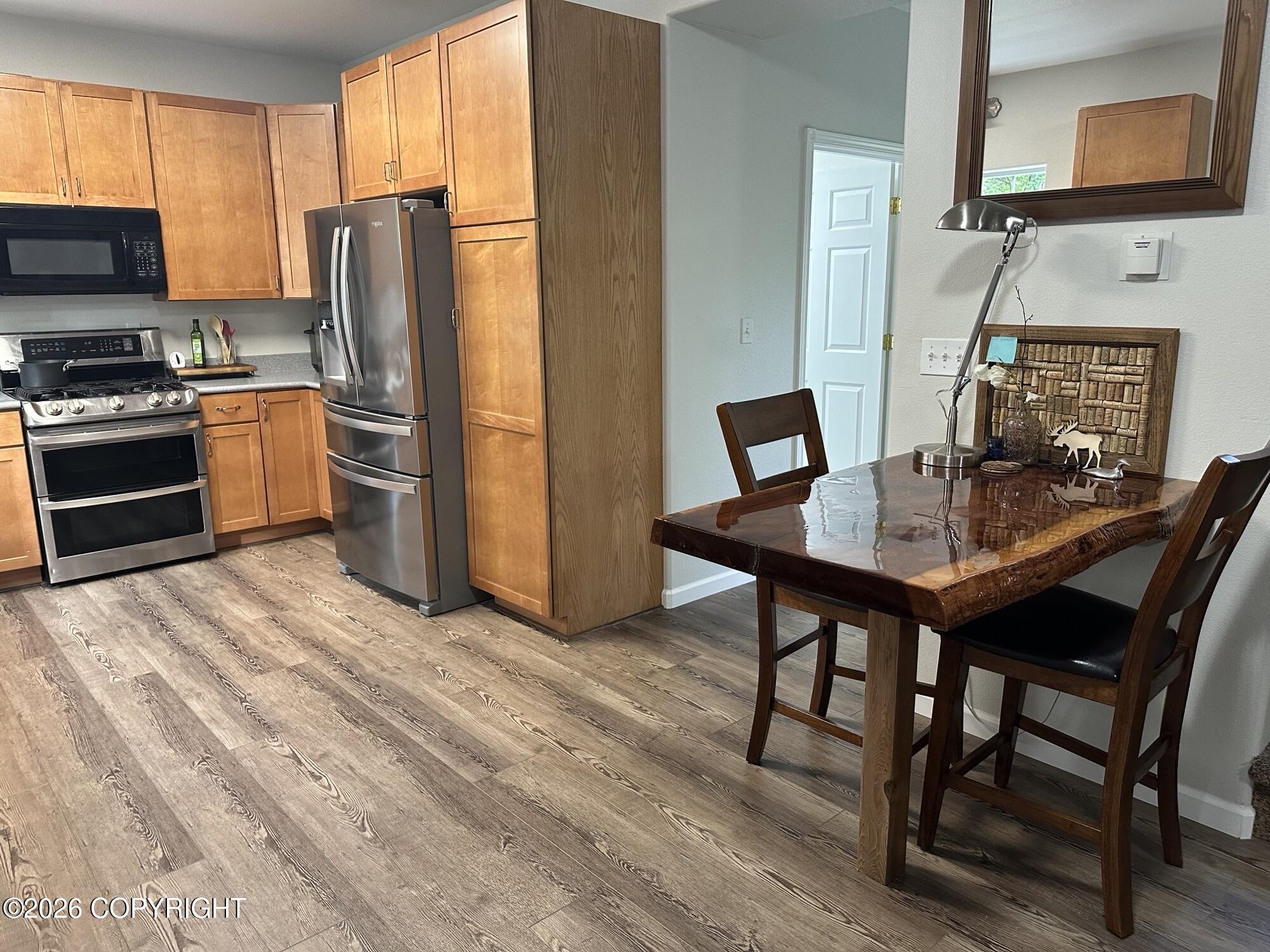 24607 Constellation Road Property Photo 9