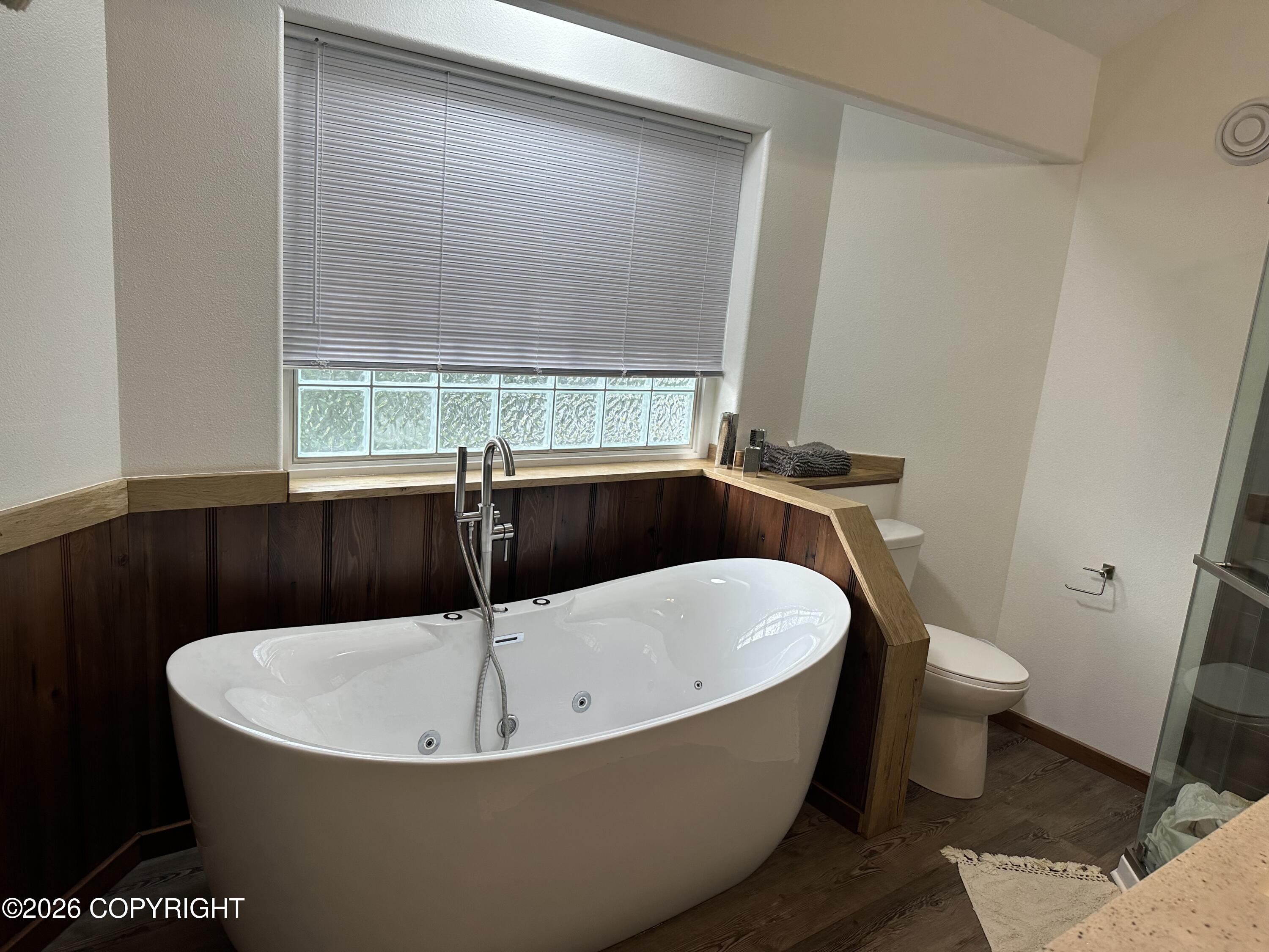 24607 Constellation Road Property Photo 24