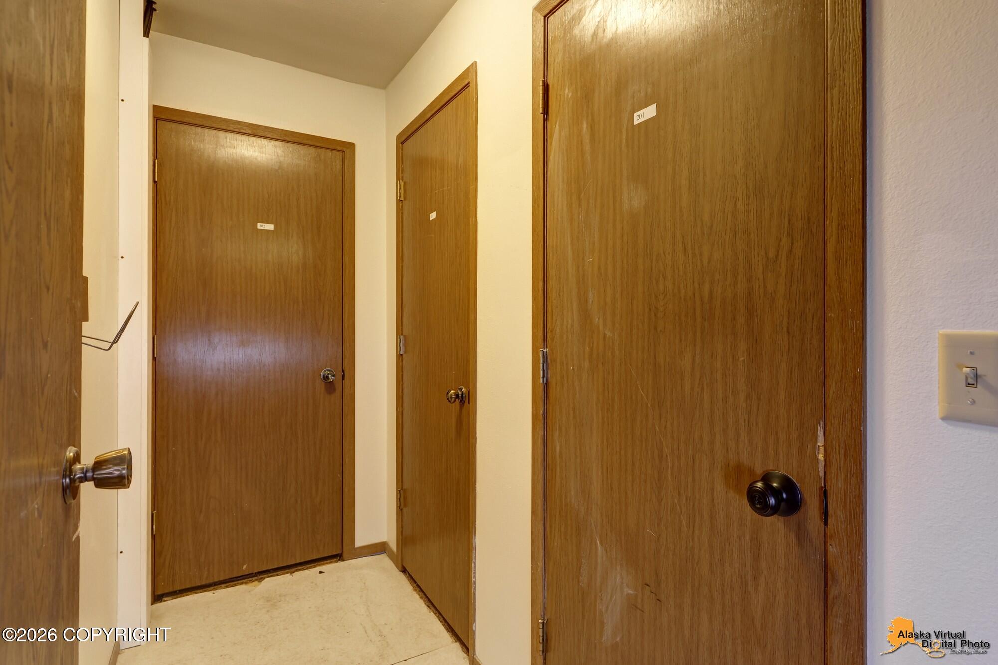 1611 Eastridge Drive #202 Property Photo 25