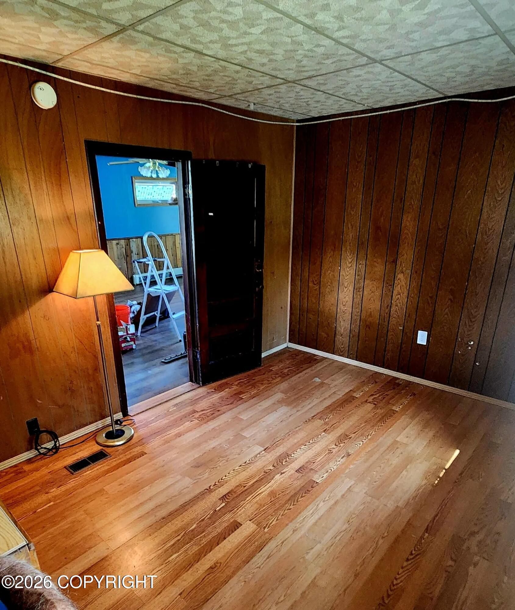 404 1st Street Property Photo 3