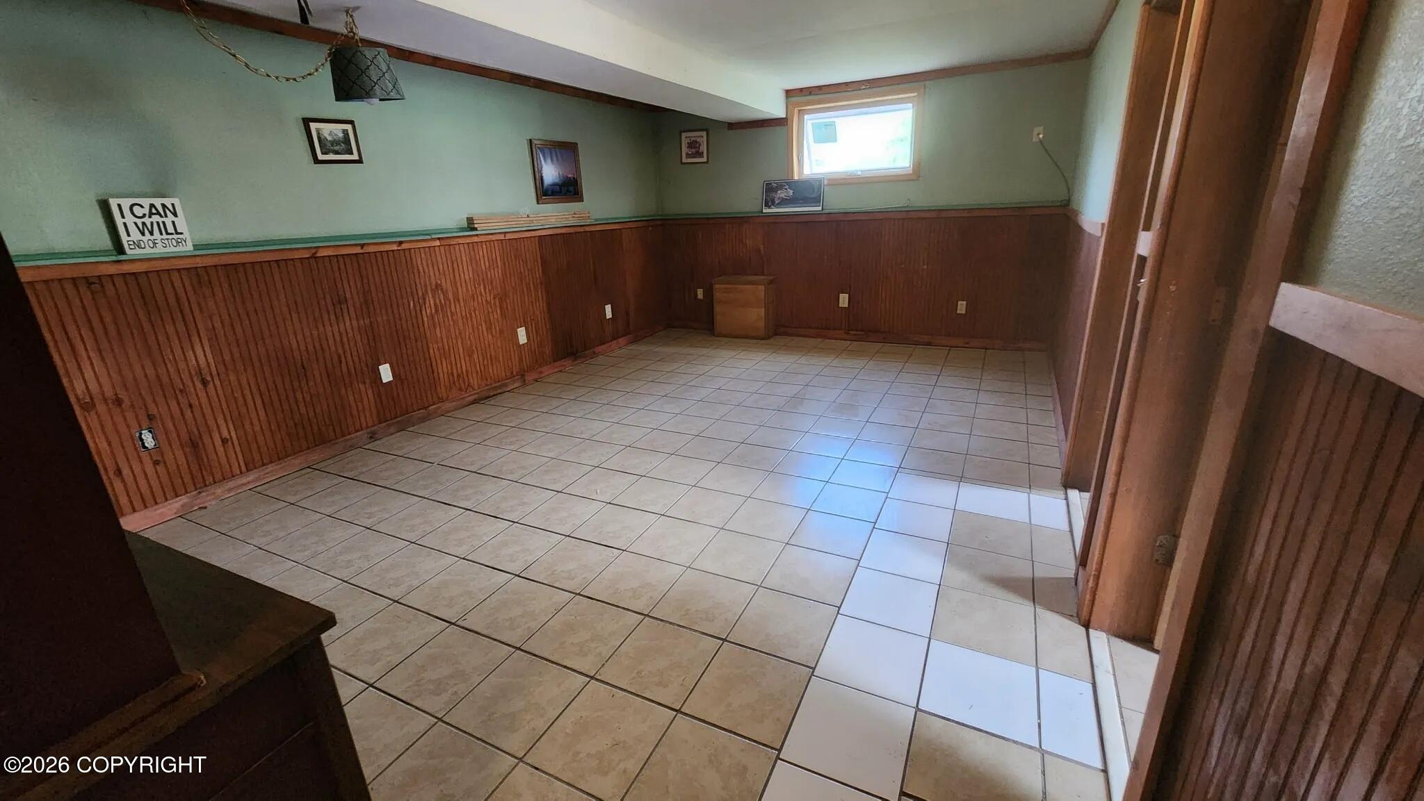404 1st Street Property Photo 8