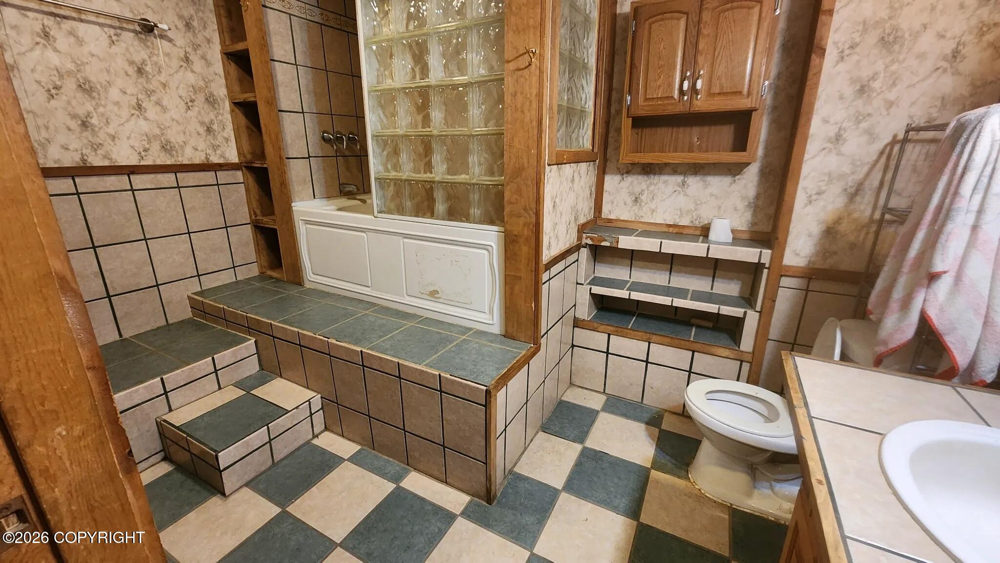404 1st Street Property Photo 11
